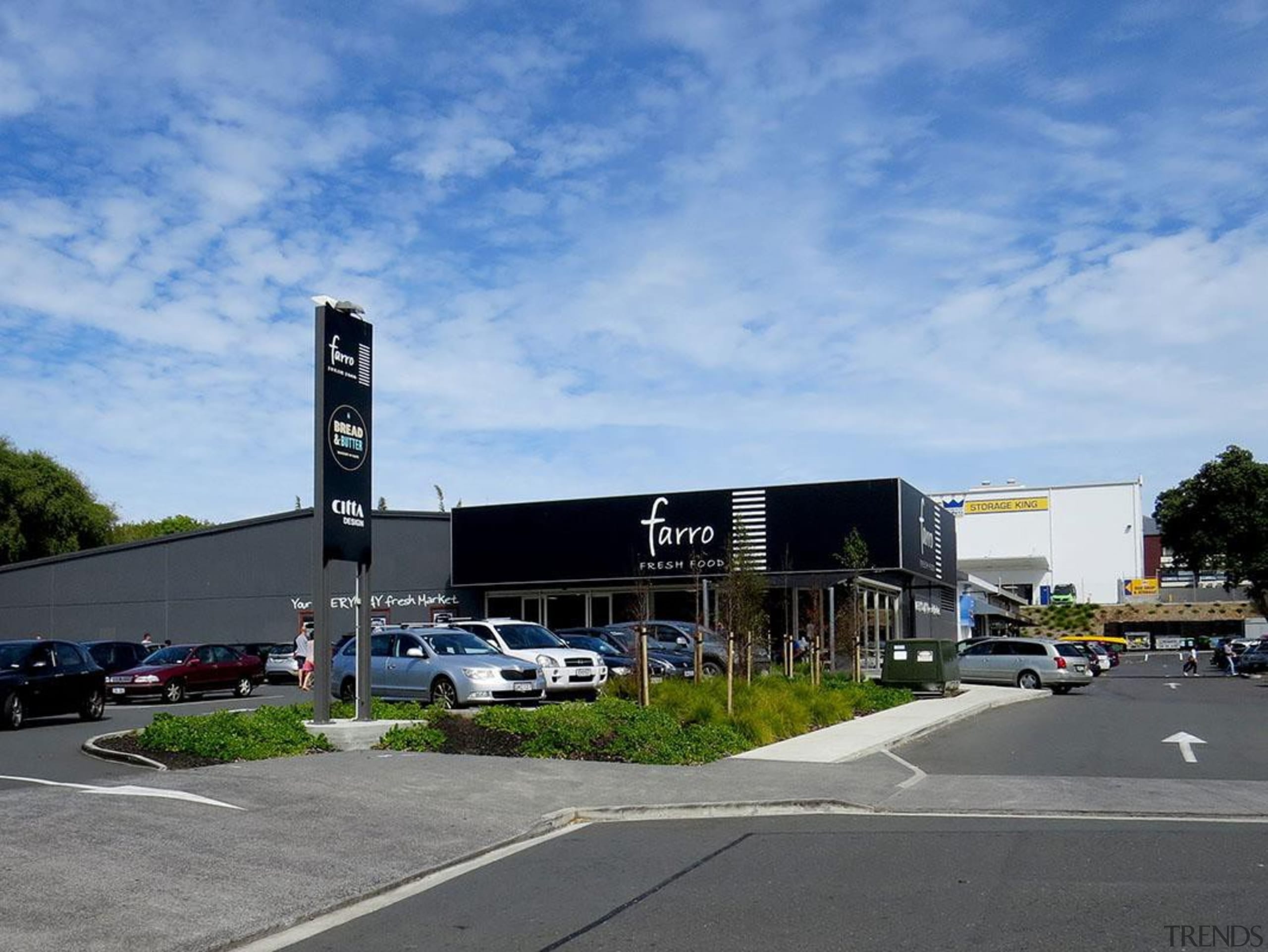 EXCELLENCE AWARDFarro Fresh Retail Development Grey Lynn (3 building, car, car dealership, corporate headquarters, luxury vehicle, parking lot, property, real estate, sky, transport, teal
