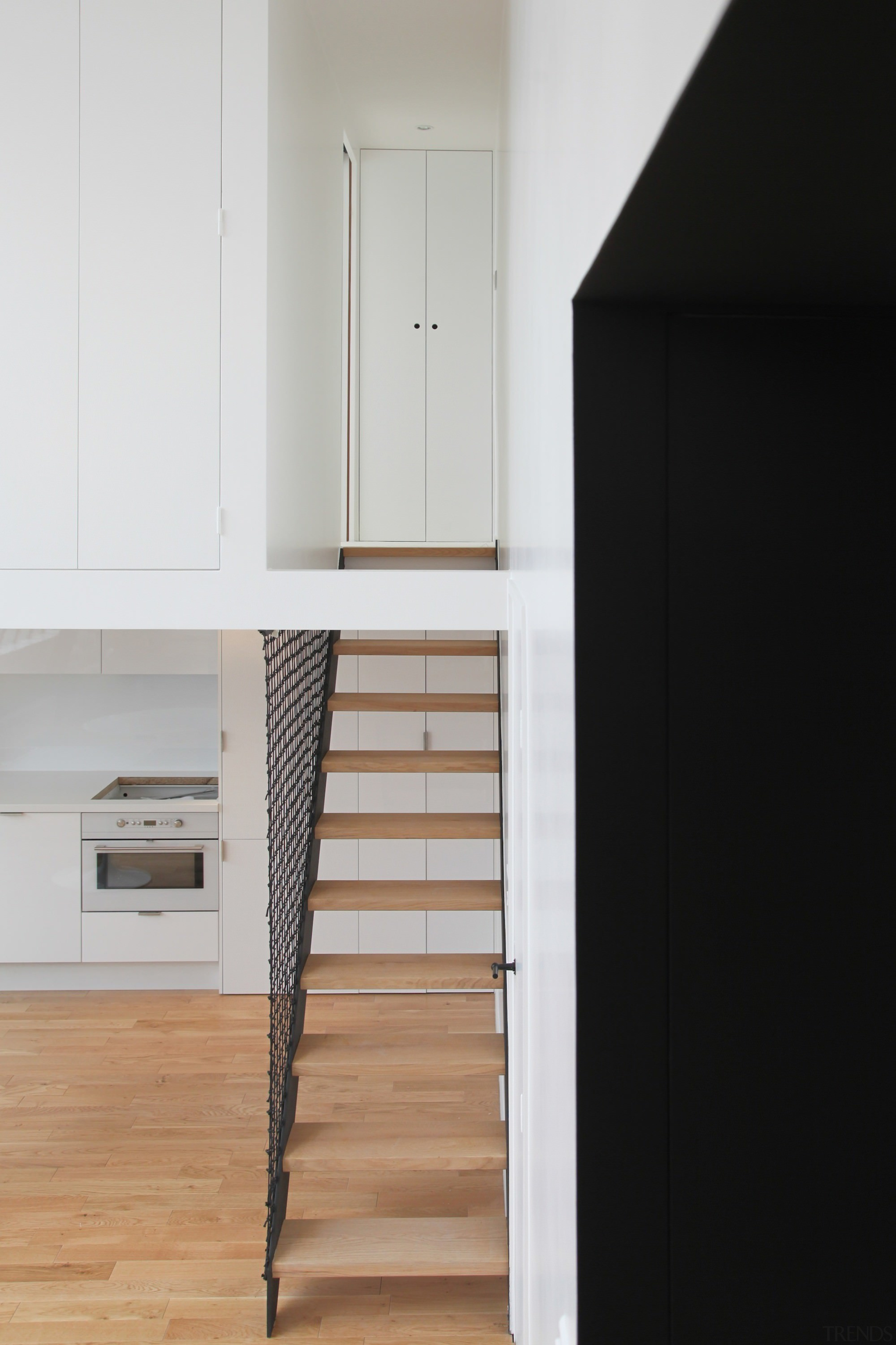 Architect: jbmn architectesPhotographer: Hermann Wendler floor, house, interior design, product design, room, wall, wood, black, gray