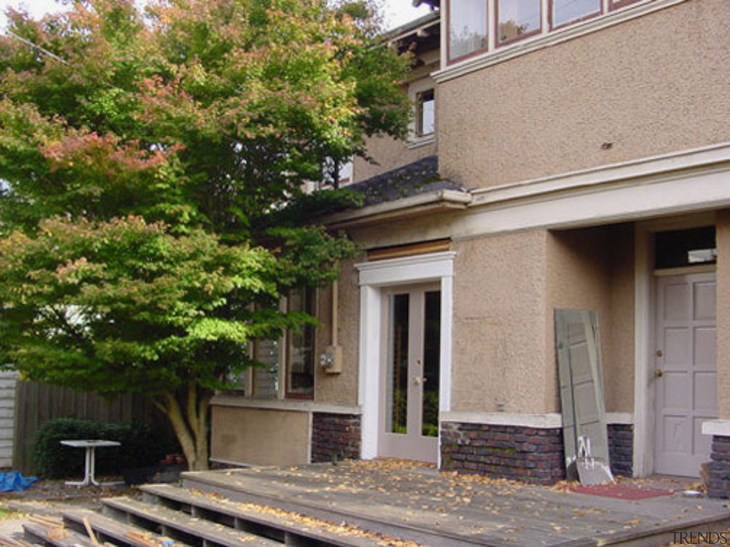Exterior view of the century old house prior building, facade, home, house, neighbourhood, property, real estate, residential area, window, gray, brown