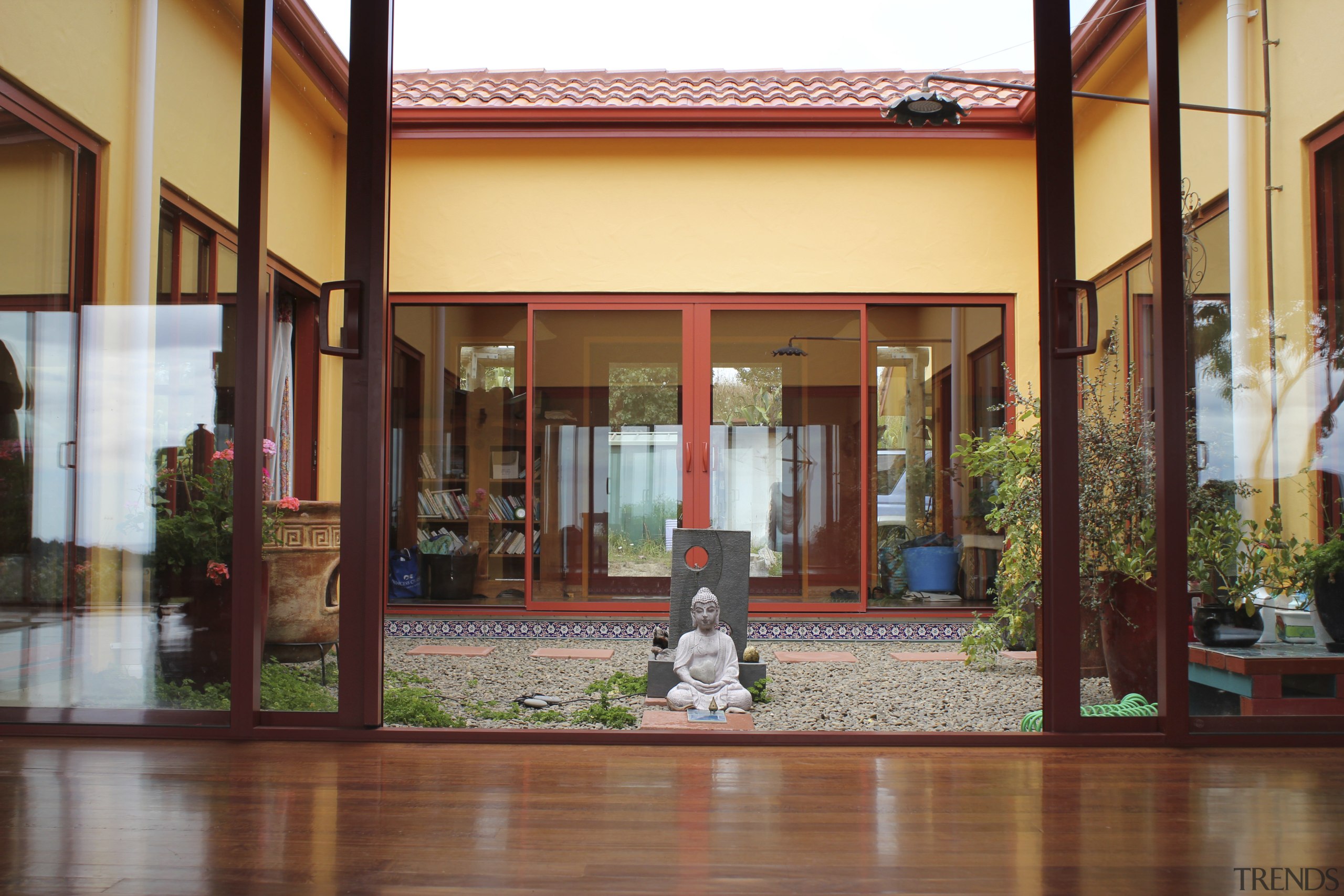 ASL joinery by Fairview Whakatane.  This whakatane window, brown