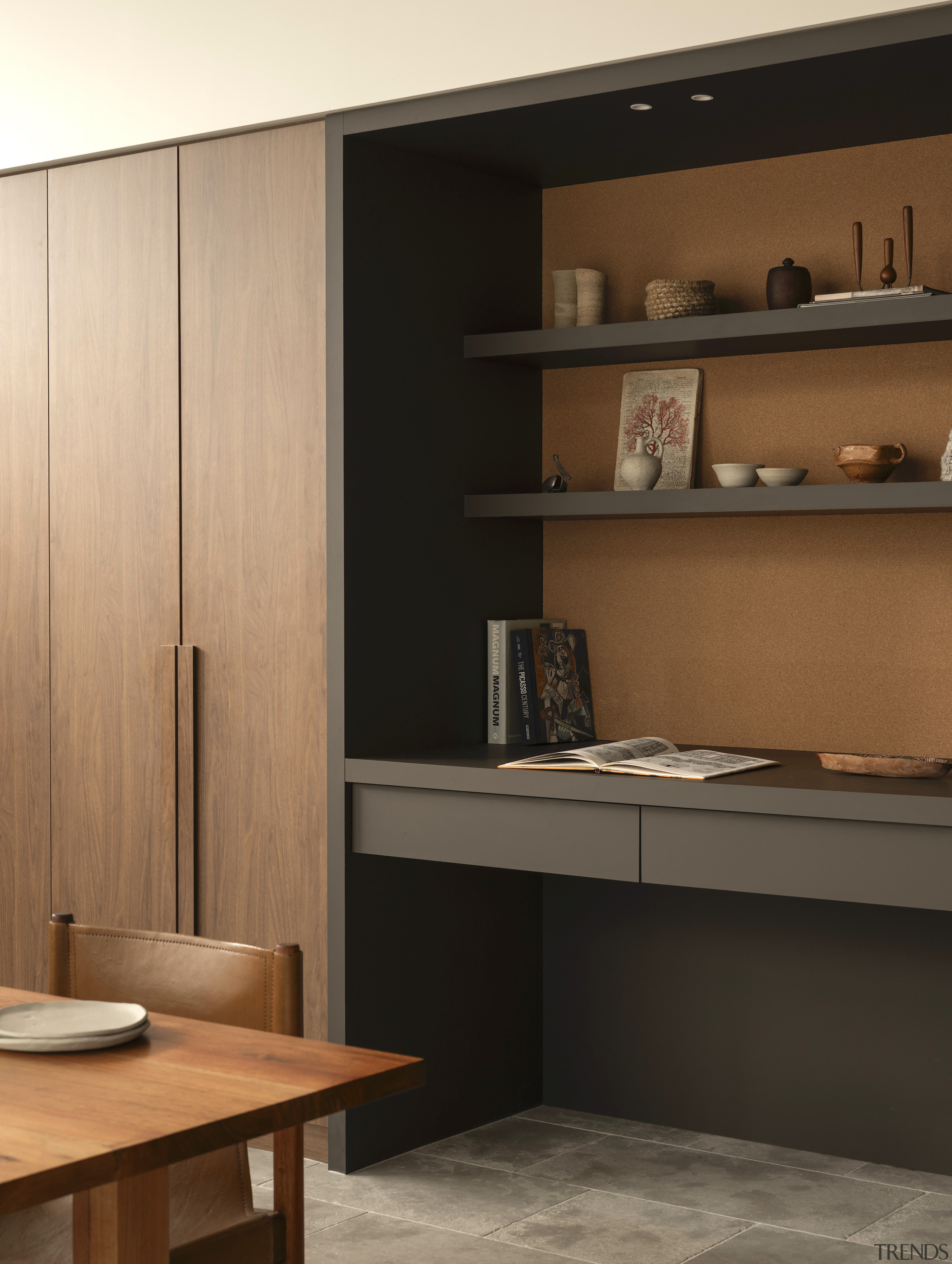 Fully integrated study. - Relaxed liveability - 