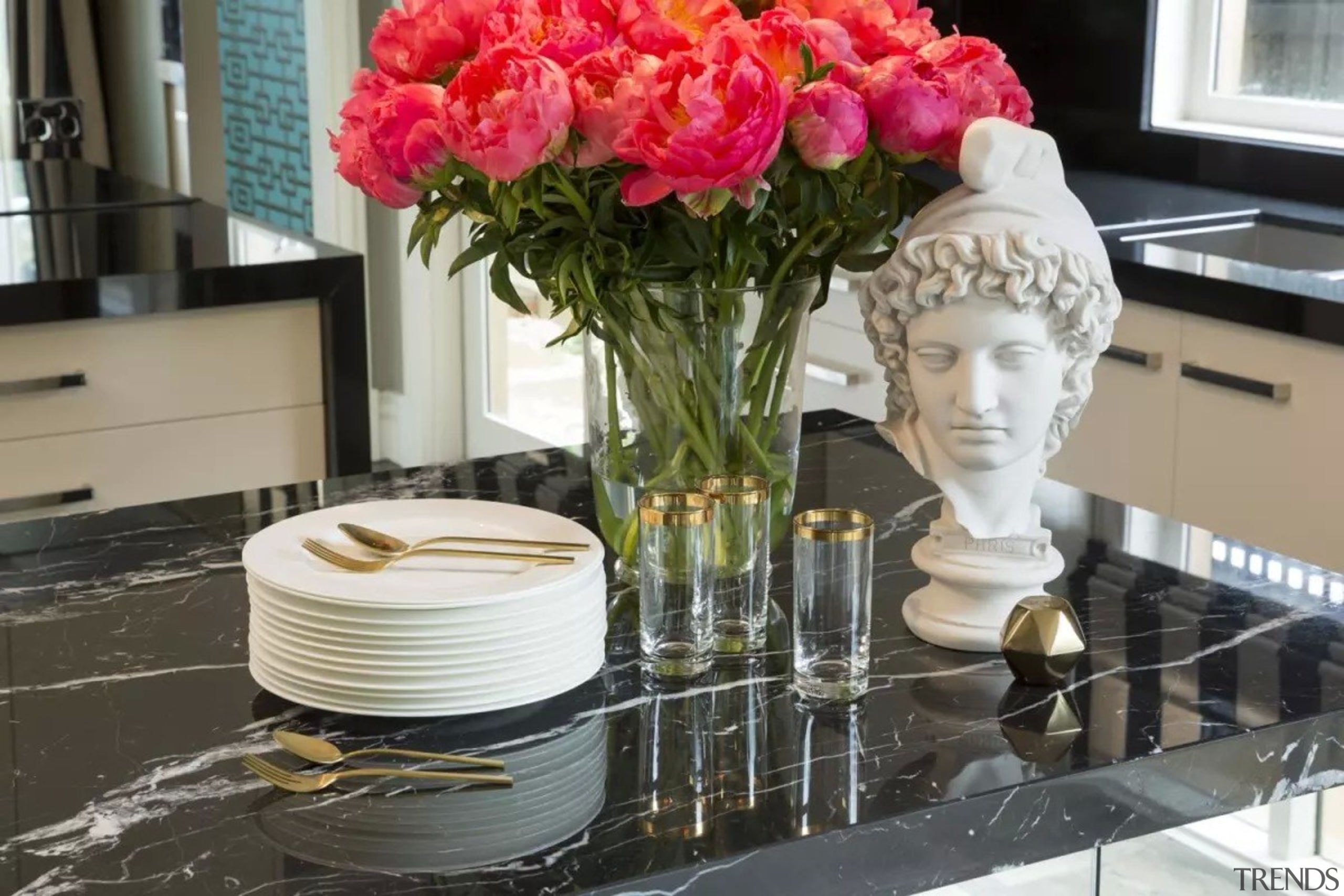 French classic-style residence by Massimo Interiors centrepiece, cut flowers, floral design, floristry, flower, flower arranging, flower bouquet, flowering plant, plant, rose, rose family, rose order, table, tableware, vase, gray, black