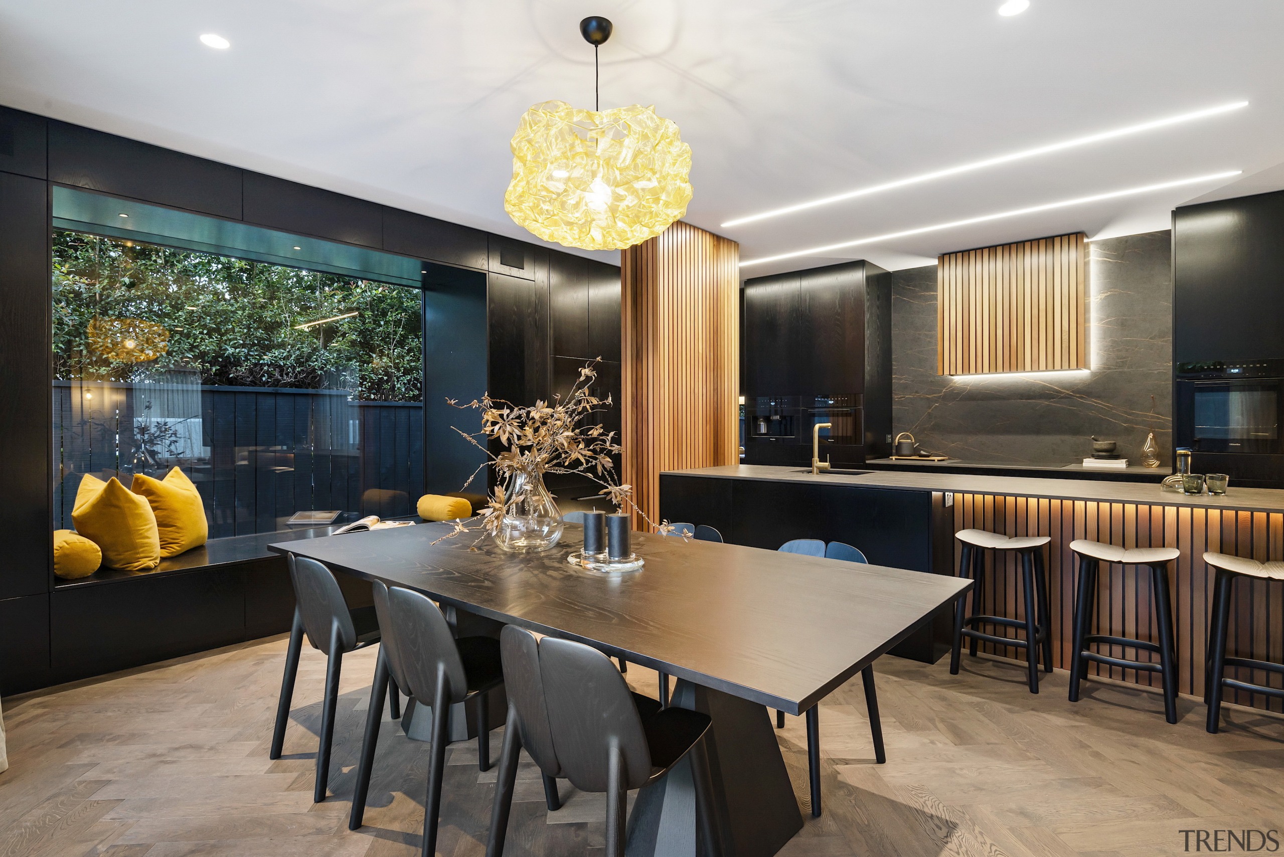 The kitchen had to offer visual impact to 