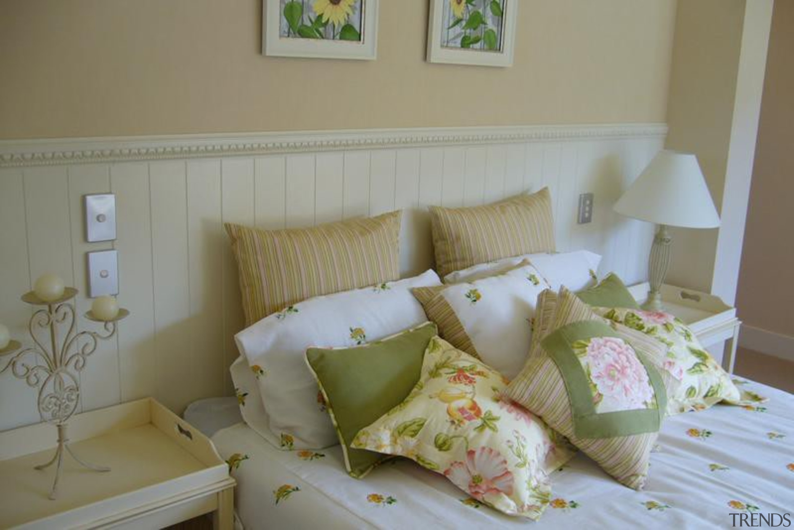 HardieGroove Lining - HardieGroove Lining 2 - bed bed, bed frame, bed sheet, bedding, bedroom, cushion, duvet cover, furniture, home, house, infant bed, interior design, linens, mattress, pillow, product, room, textile, gray, brown