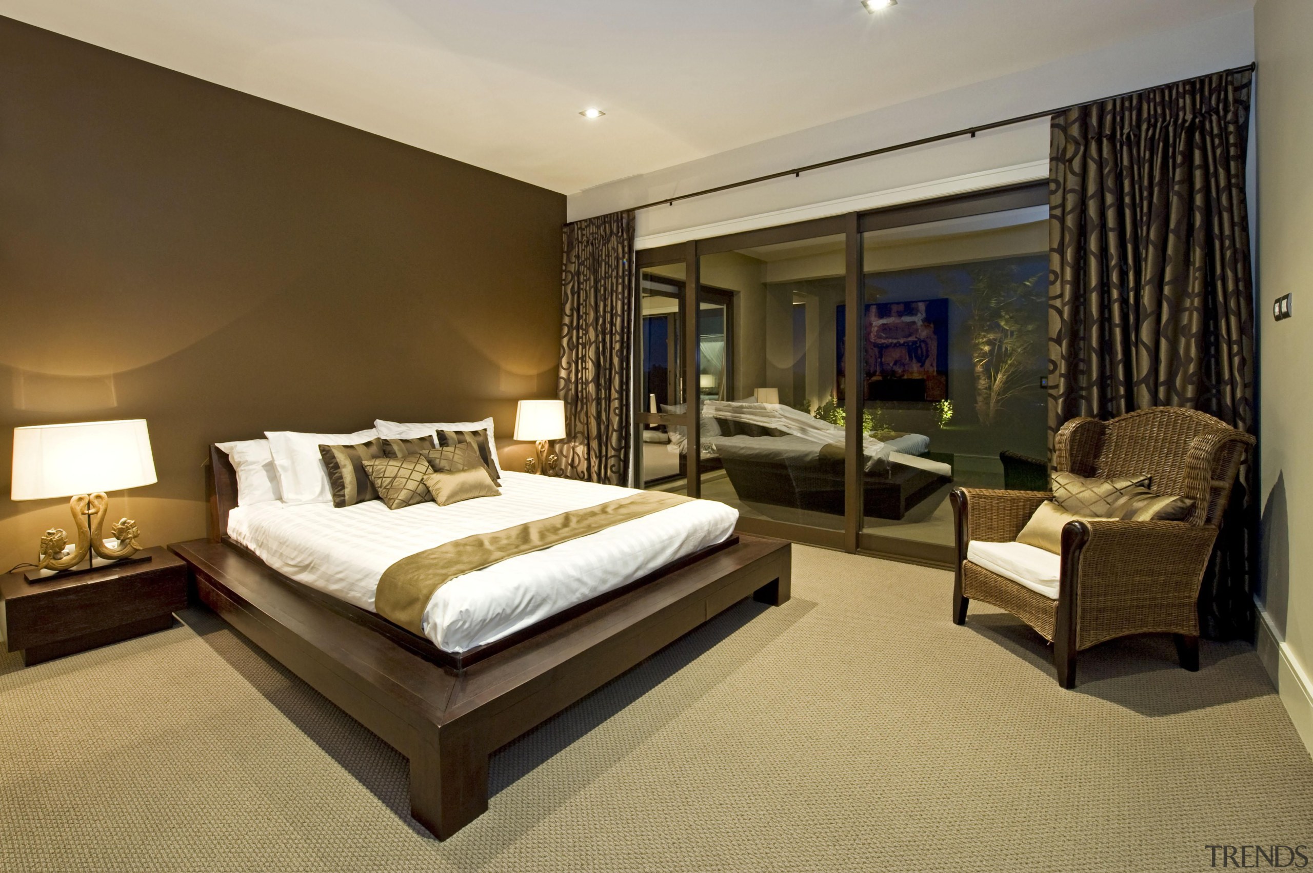 Bale 16 - bed frame | bedroom | bed frame, bedroom, ceiling, hotel, interior design, real estate, room, suite, brown