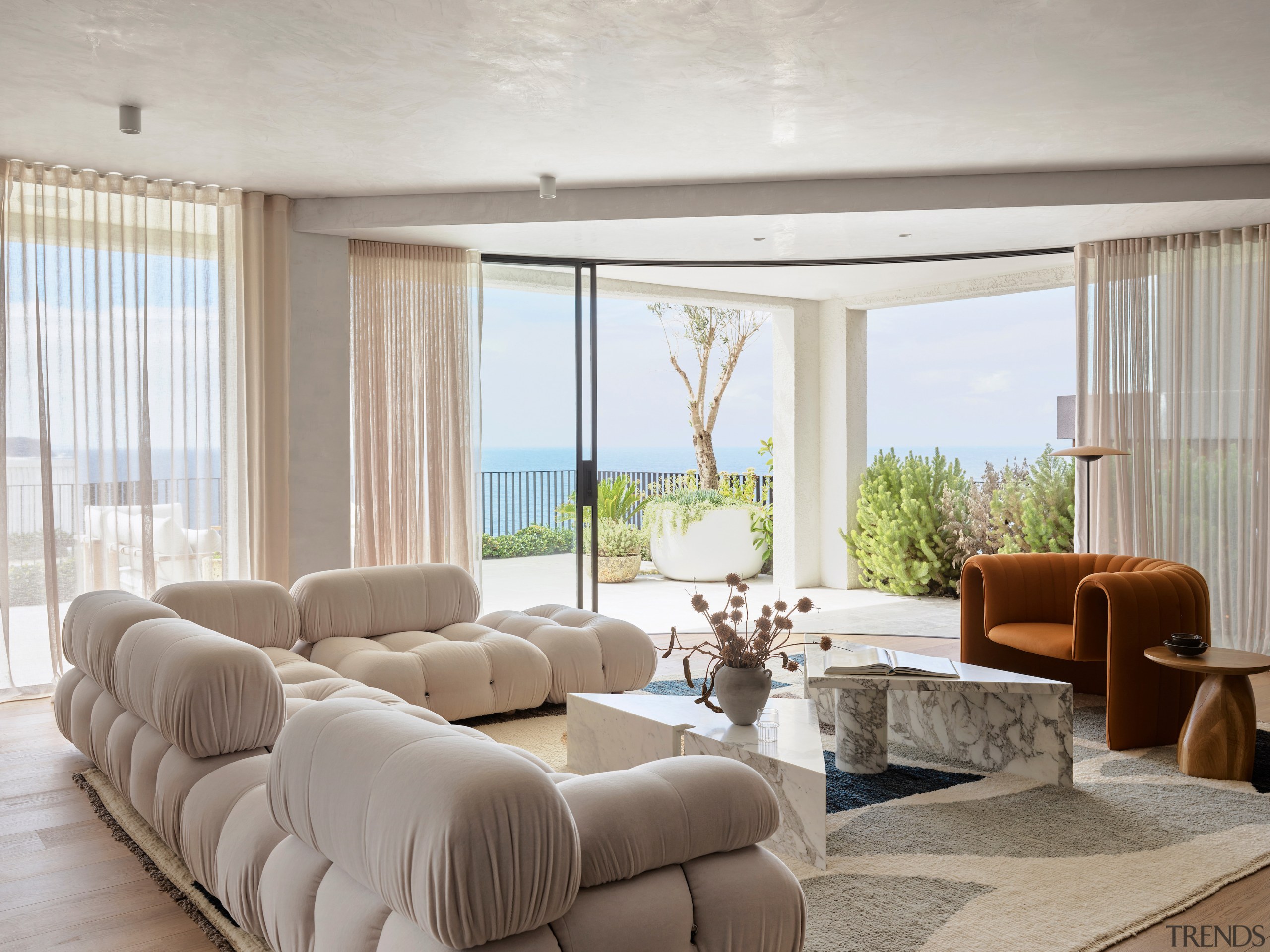 Lounge and terrace – the 'view' side of 