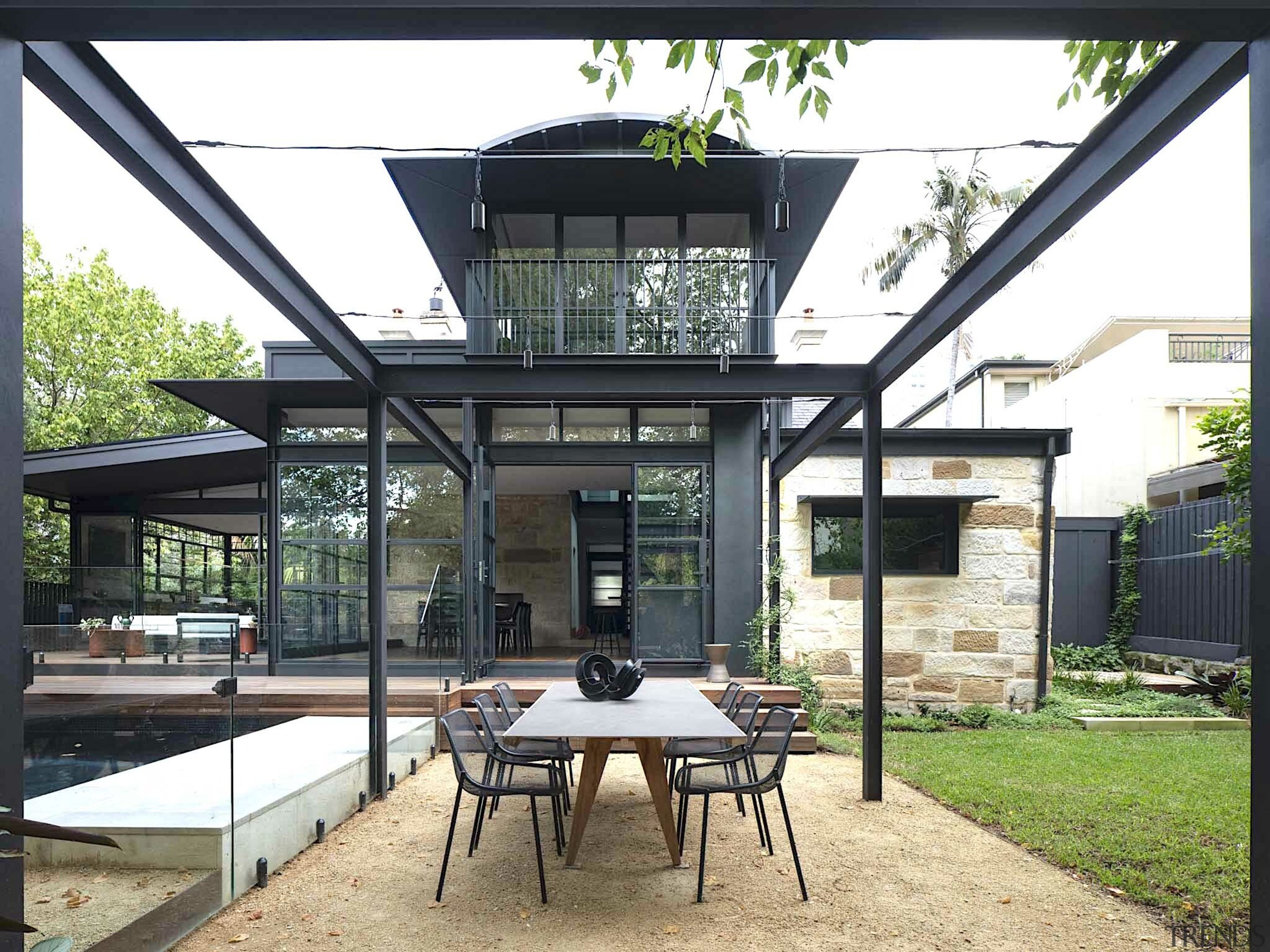 Outdoor dining. - Framed perspective - 