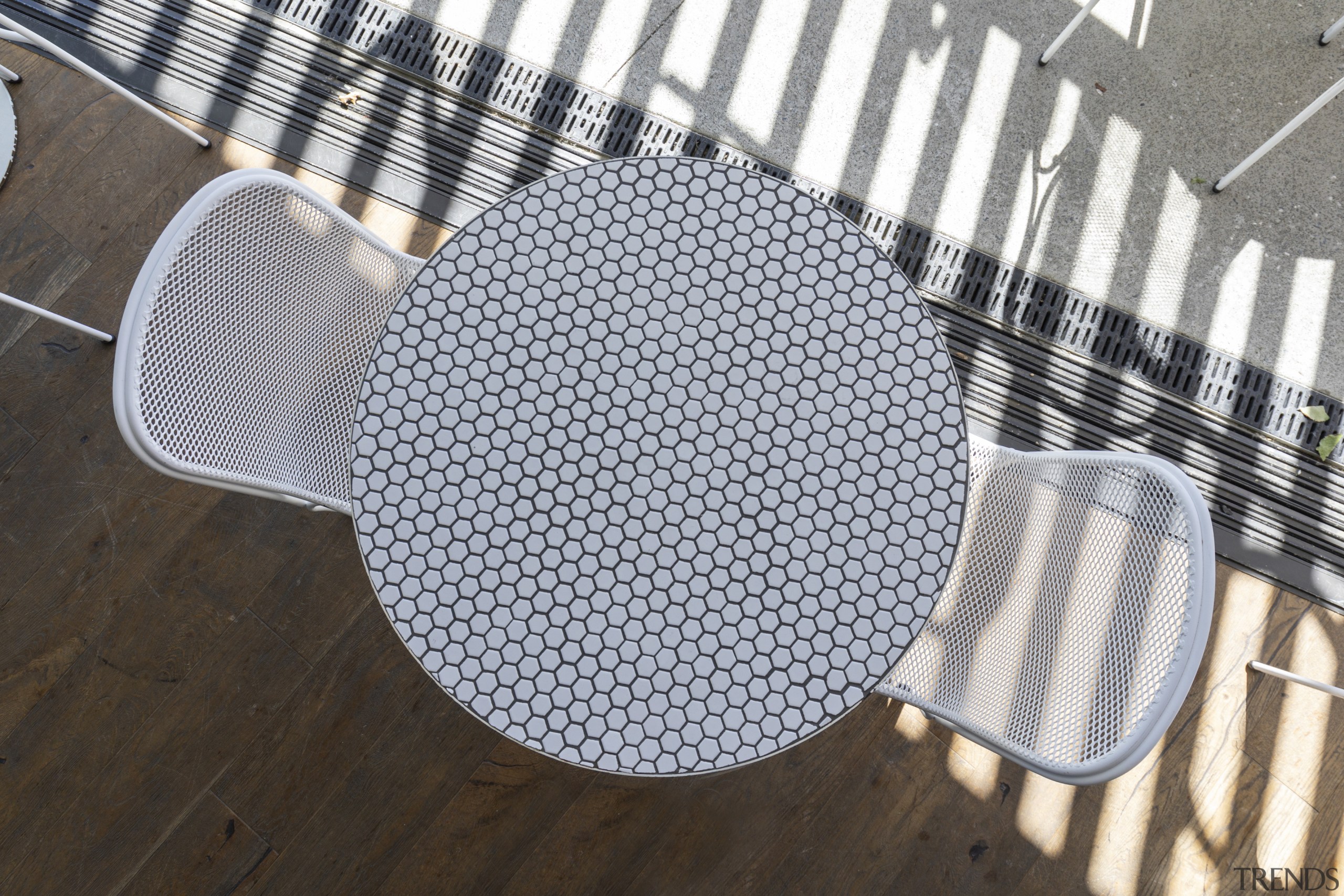 Texture and durability – Mosaix Hexagonal White Matt 