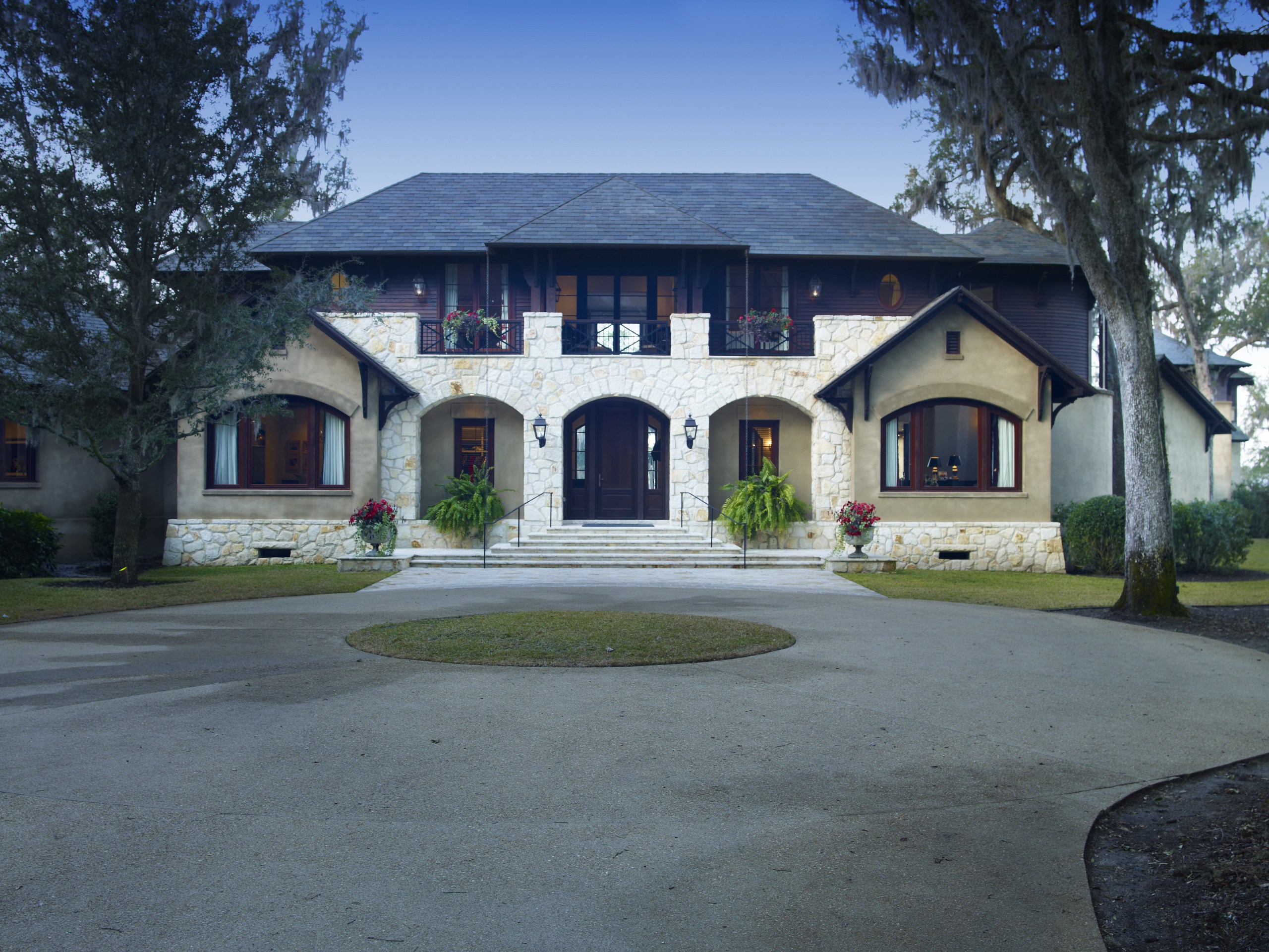 view of entrance way. - view of entrance building, cottage, estate, facade, historic house, home, house, mansion, neighbourhood, property, real estate, residential area, roof, suburb, tree, window, gray