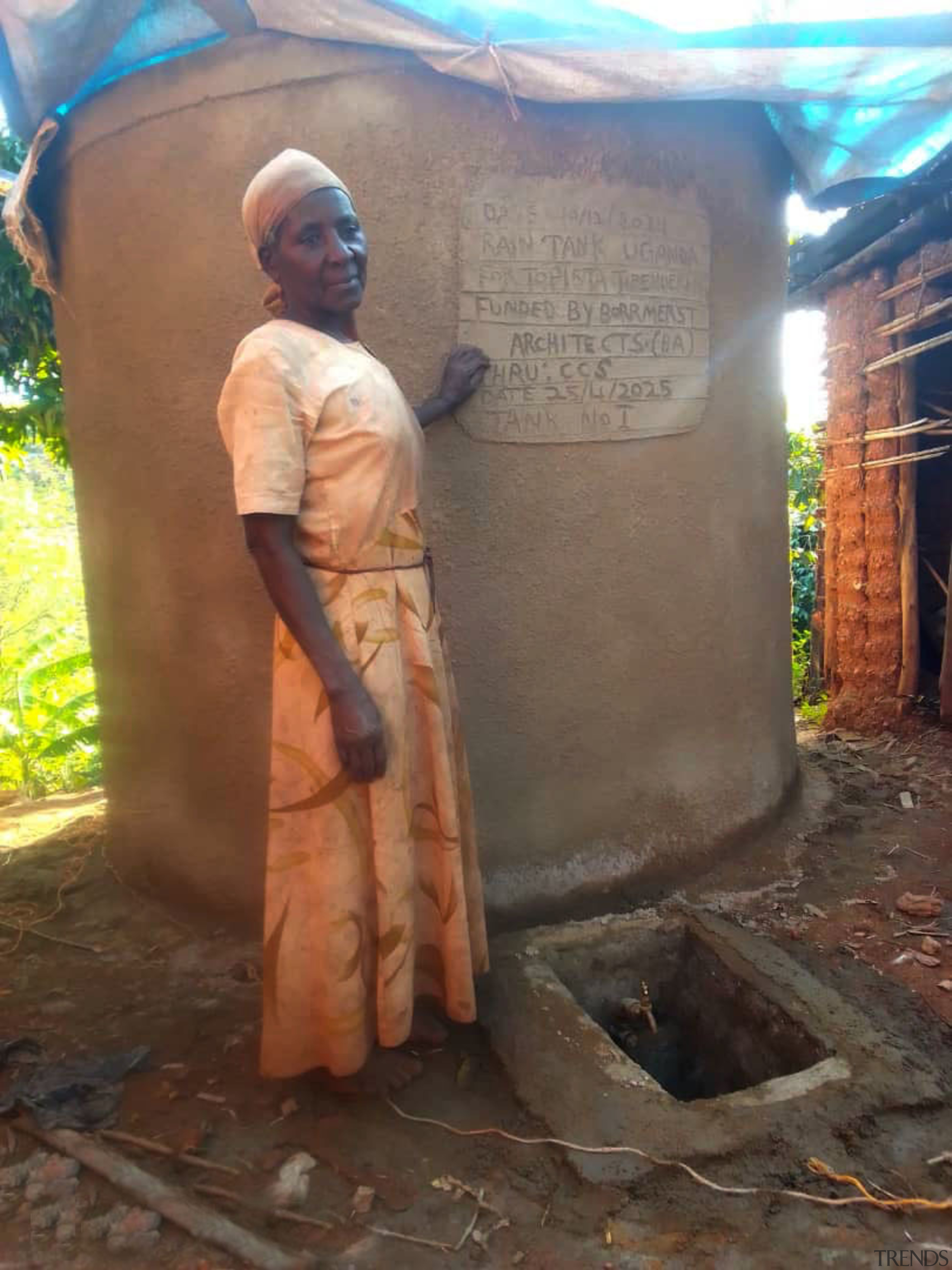 Topista and rainwater tank. - Rainwater tanks for 