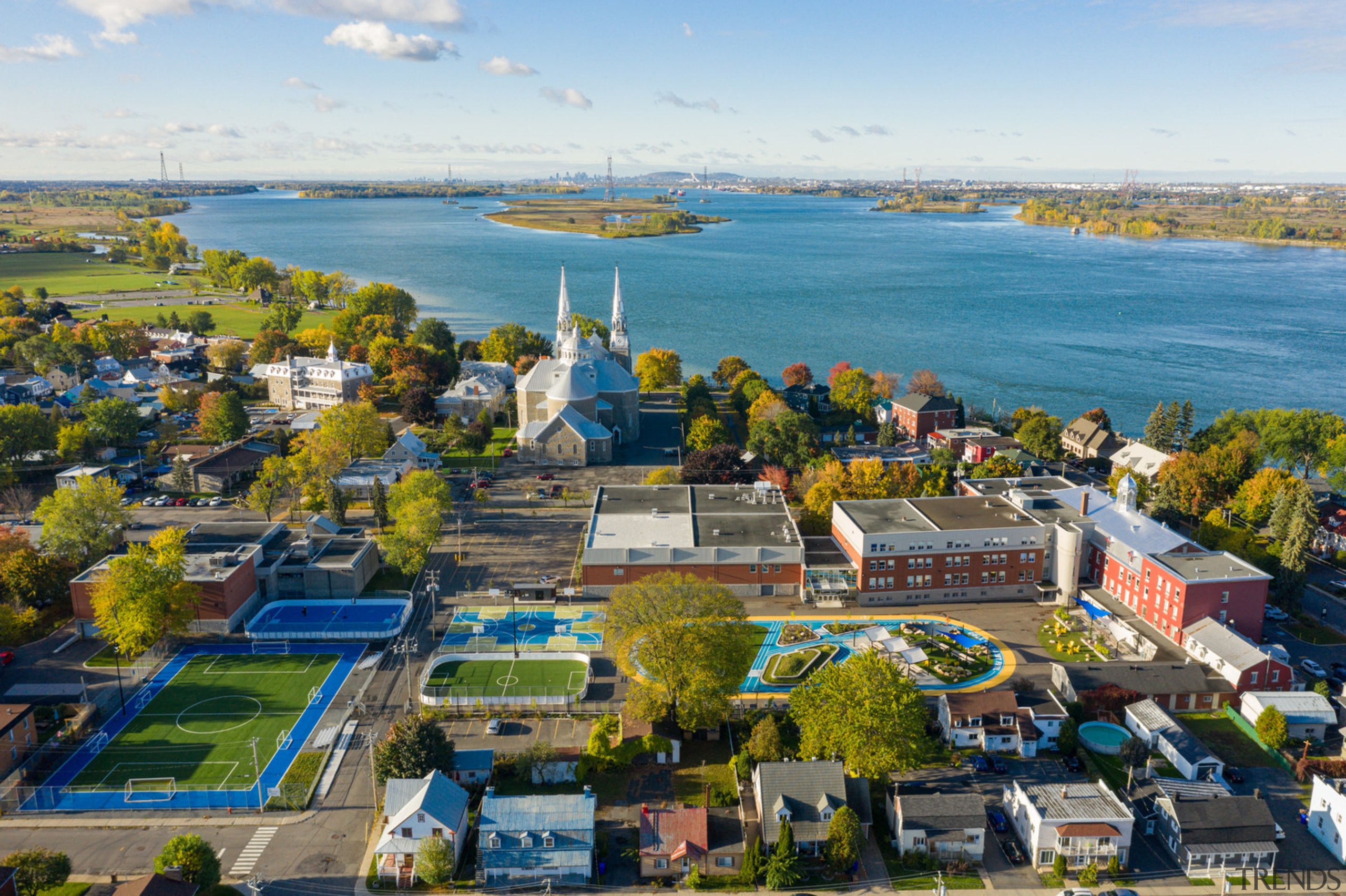 Collège Saint-Paul – in the suburbs of Montreal 