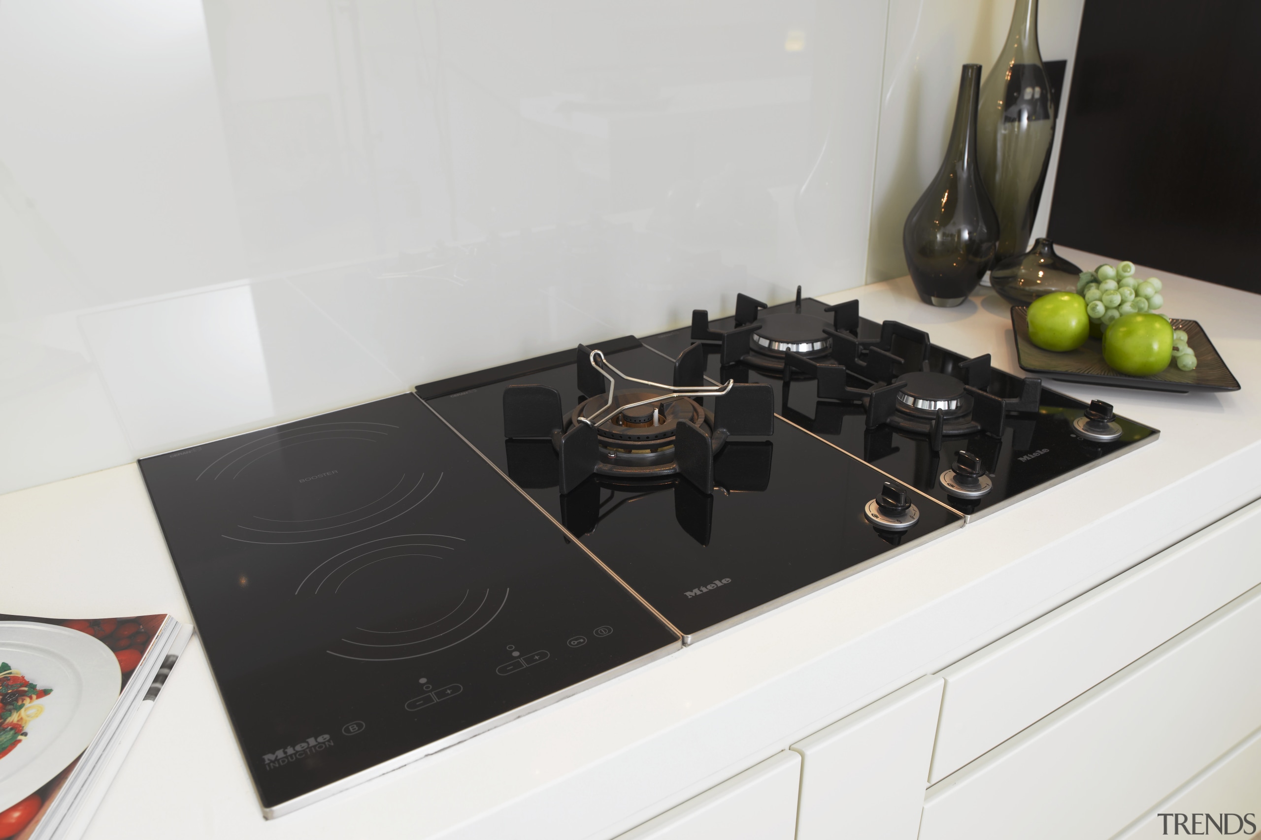 Mix-and-match Combiset cooktops have all bases covered. countertop, product design, white, black