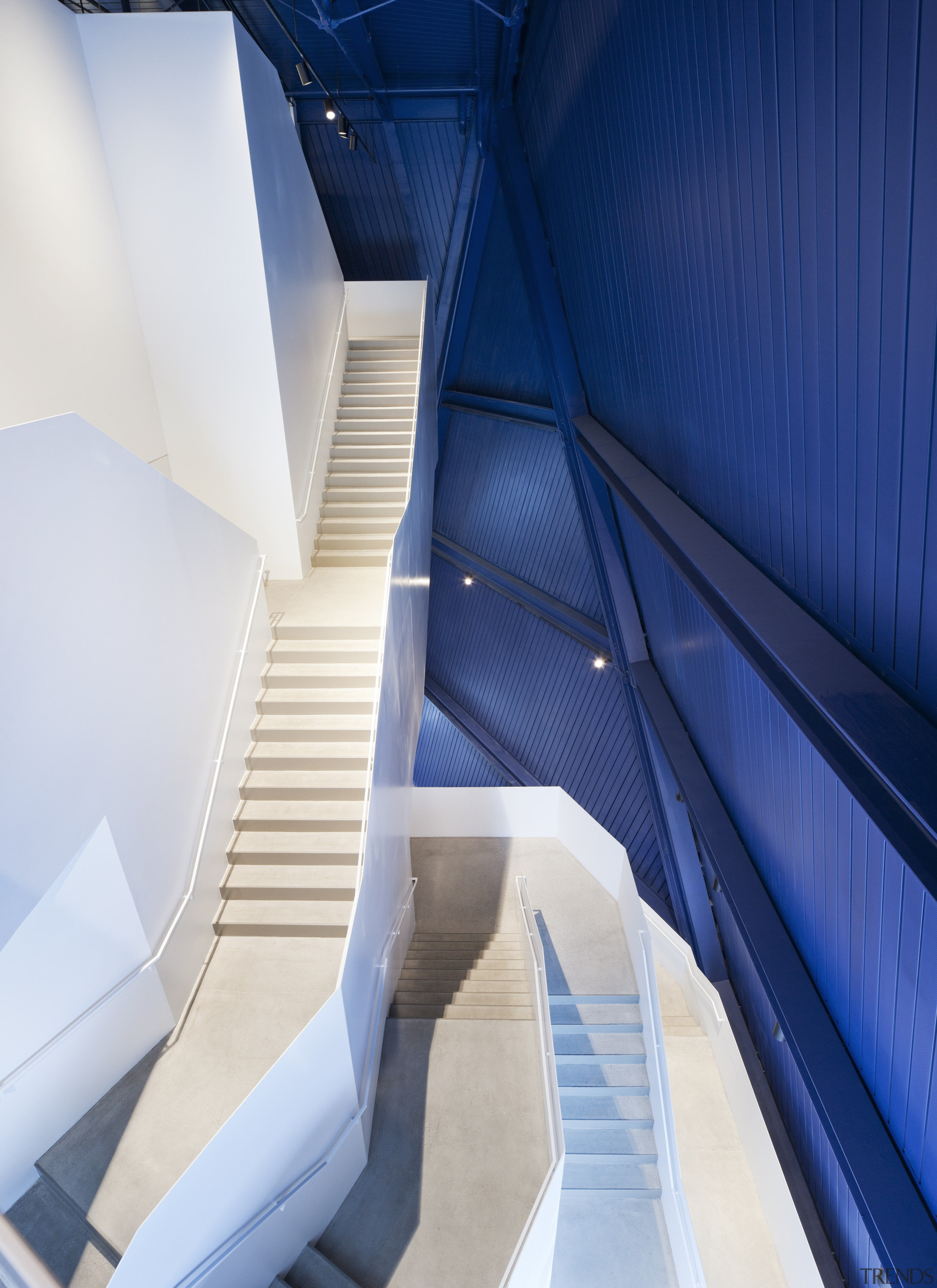 The grand staircase in Cleveland's Museum of Contemporary architecture, daylighting, line, product design, stairs, blue, white