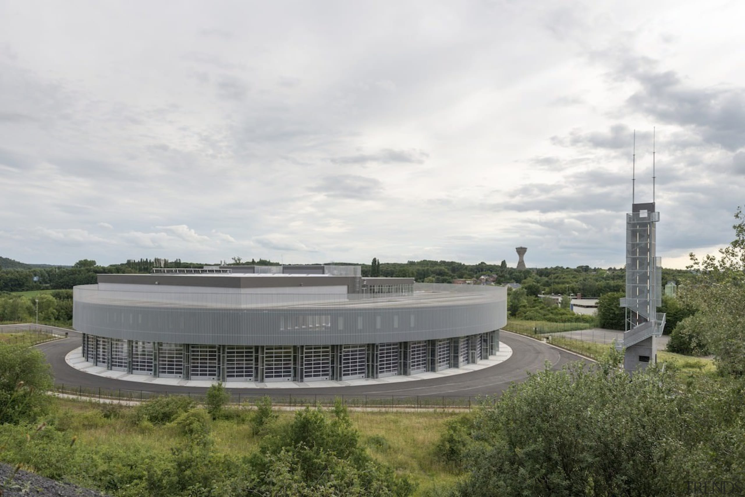 569 firestation - 569 firestation - architecture | architecture, corporate headquarters, headquarters, sky, structure, white