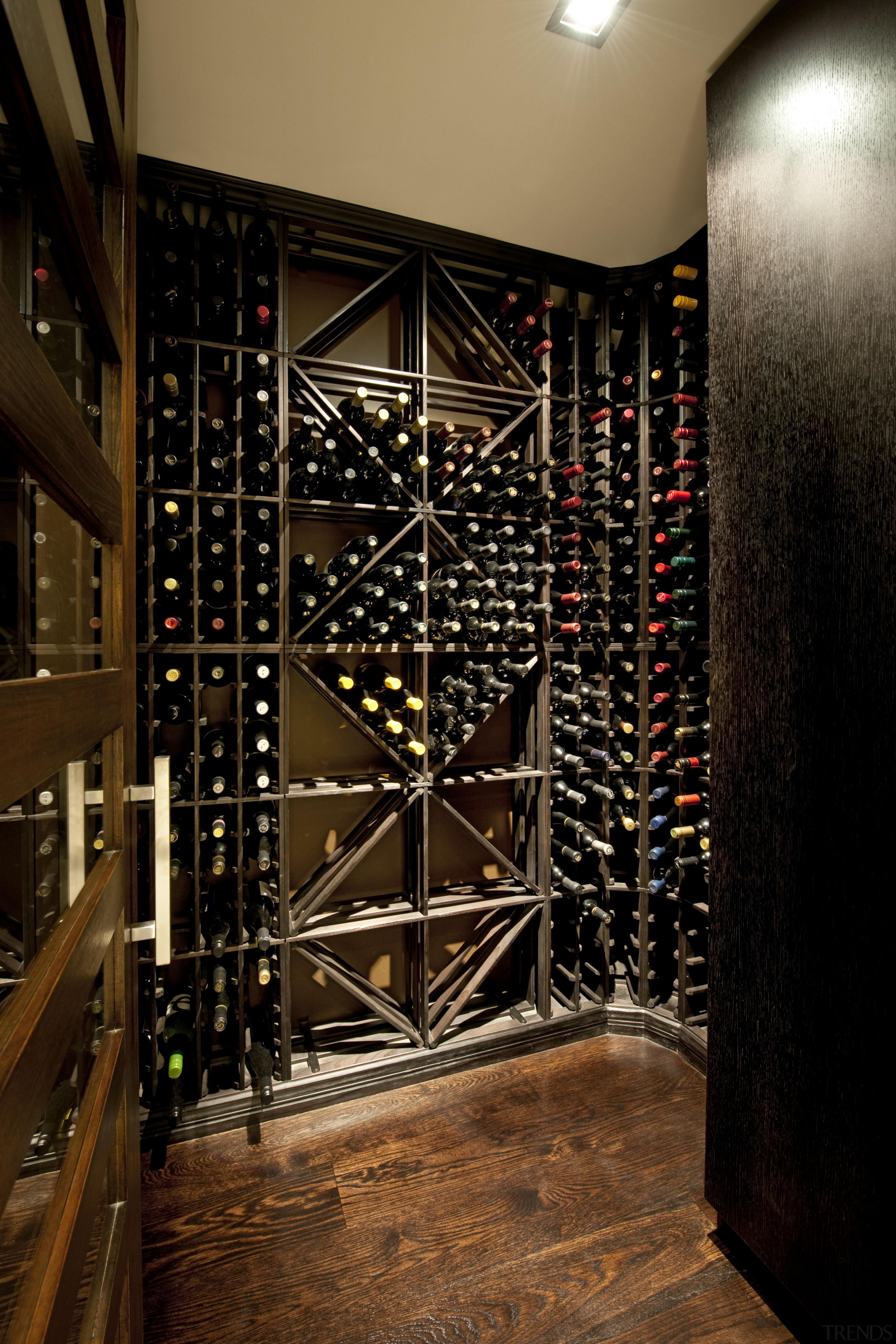 024bale 6.jpg - 024bale_6.jpg - interior design | interior design, wine cellar, winery, brown, black