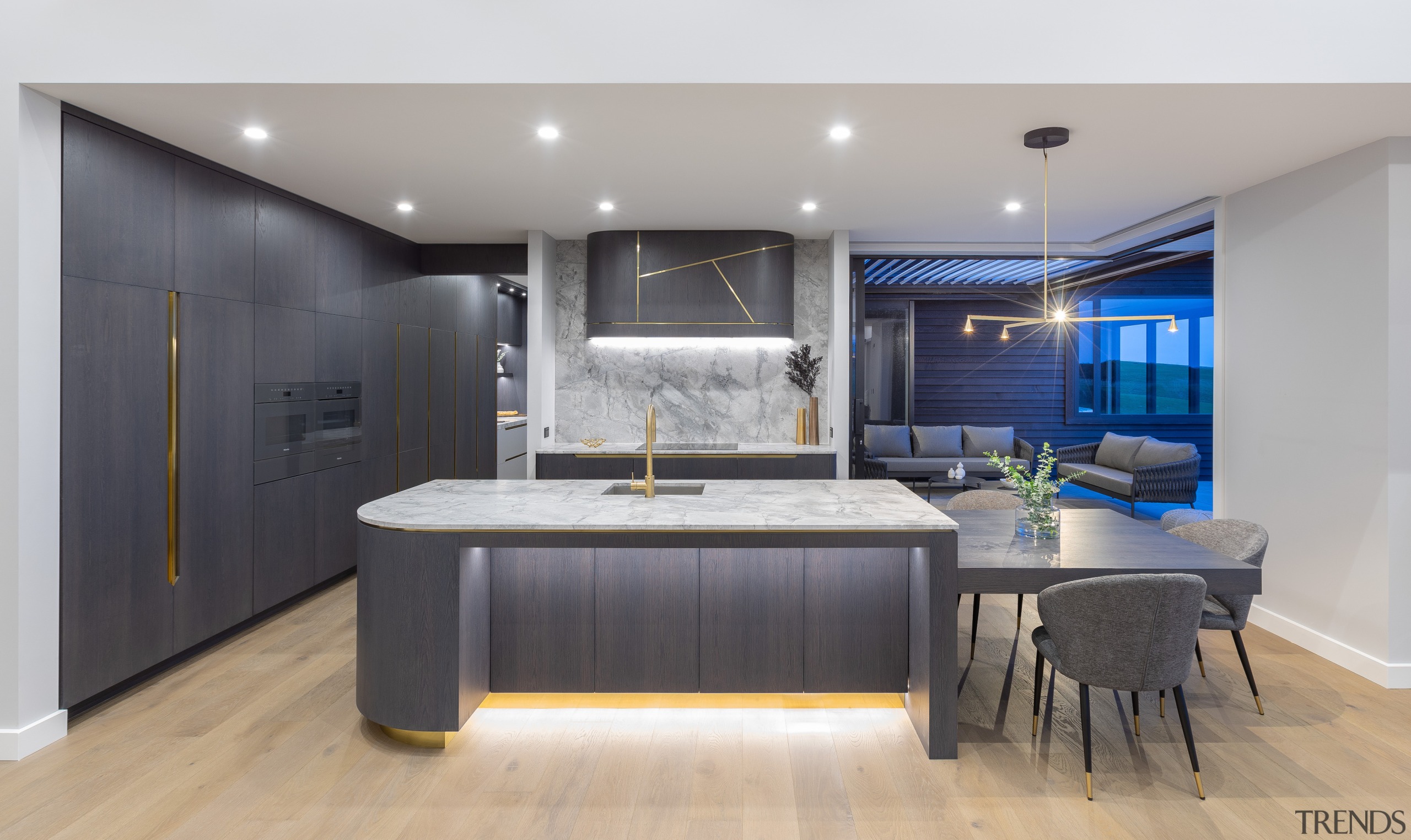 For this kitchen, the owners wanted a high 