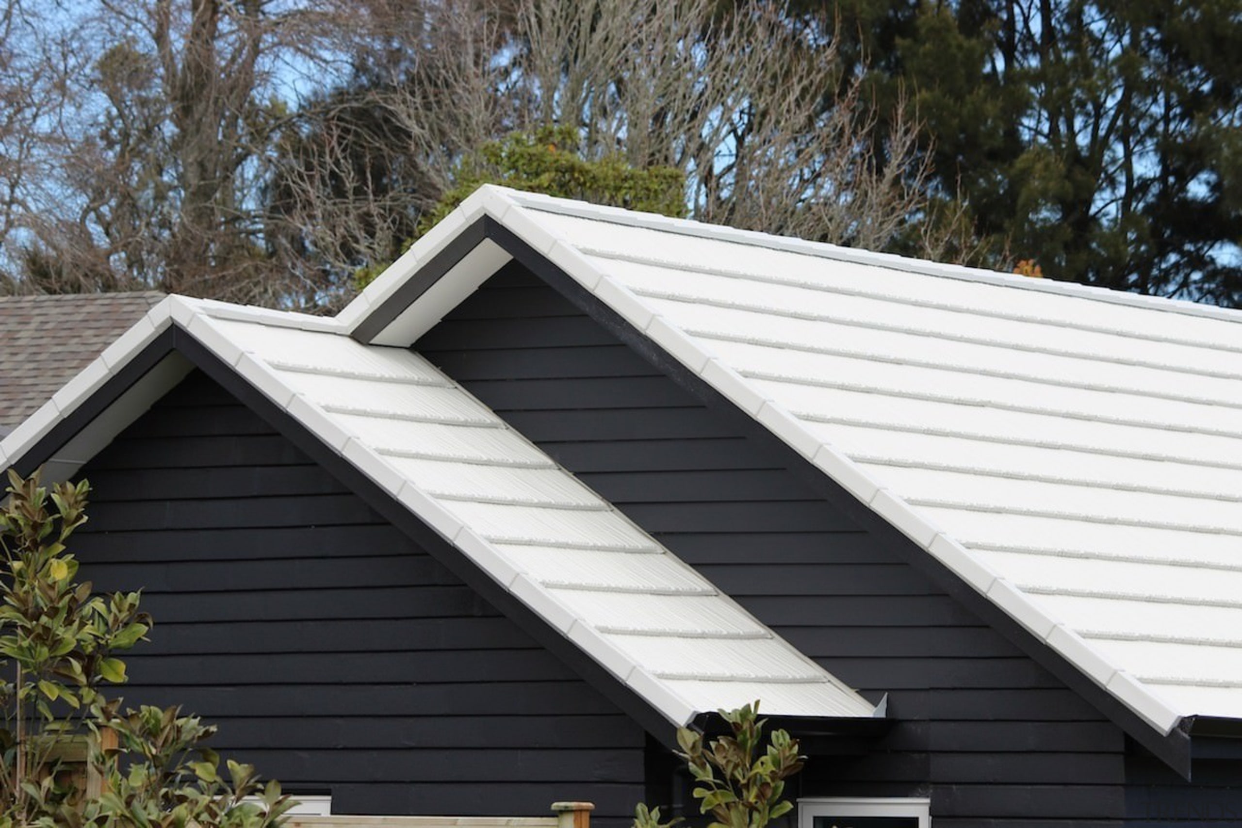 Metrotile metal panels - Metrotile metal panels - daylighting, facade, home, house, real estate, roof, siding, window, black, white