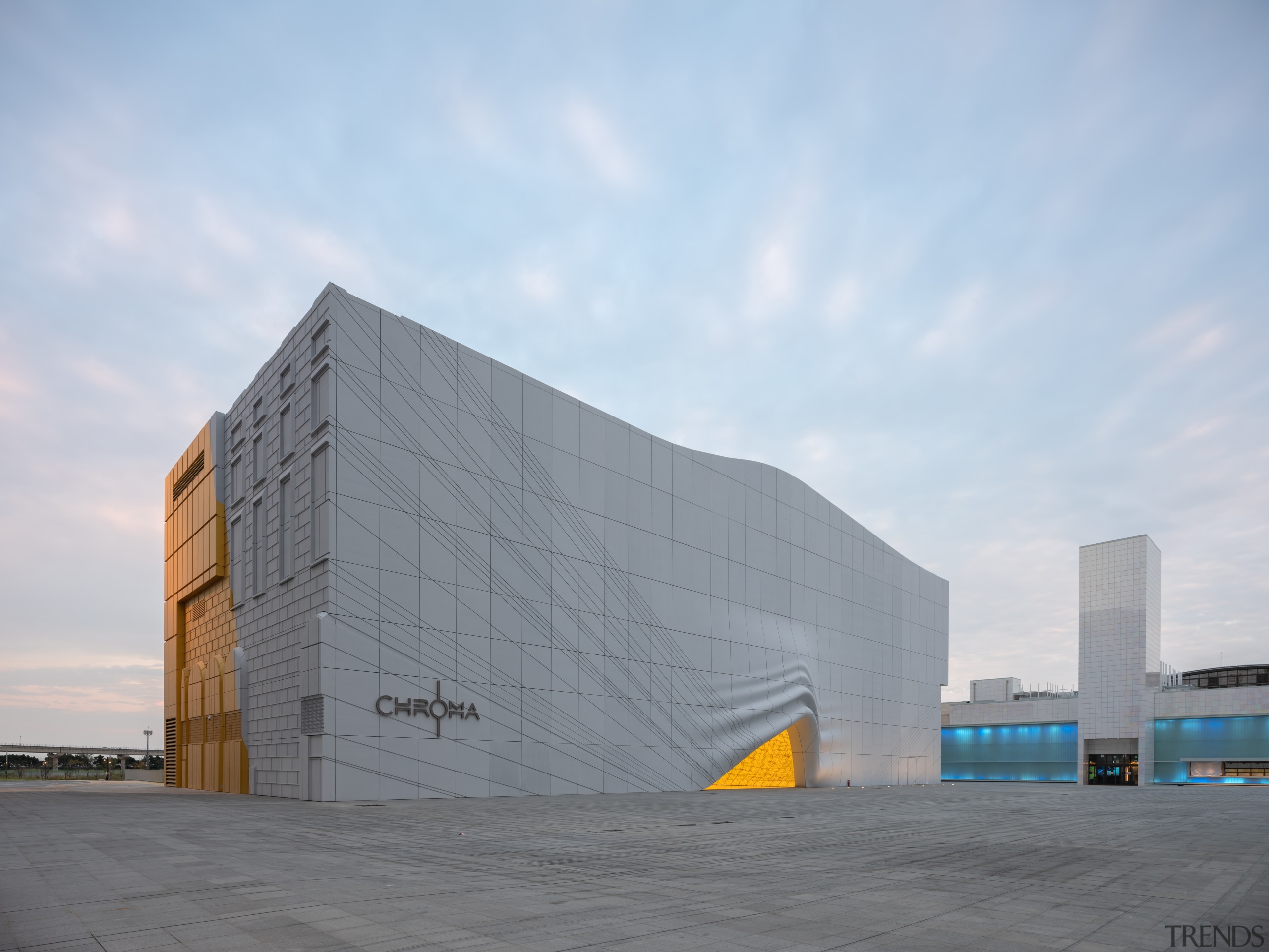 098 - architecture | building | corporate headquarters architecture, building, corporate headquarters, daytime, facade, headquarters, sky, structure, gray