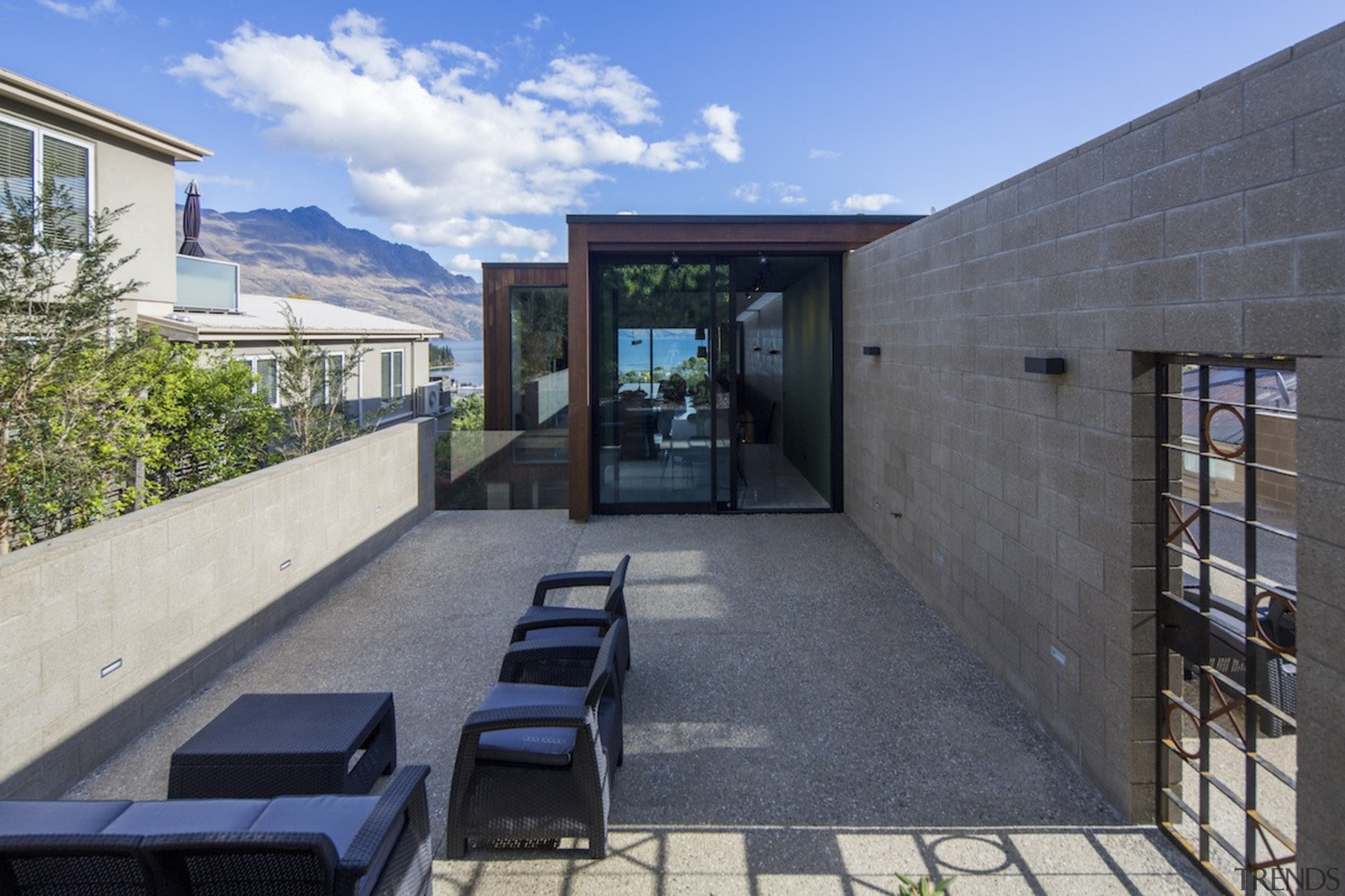 Arrowtown-based Bennie Builders was the only Southern Lakes architecture, house, real estate, gray