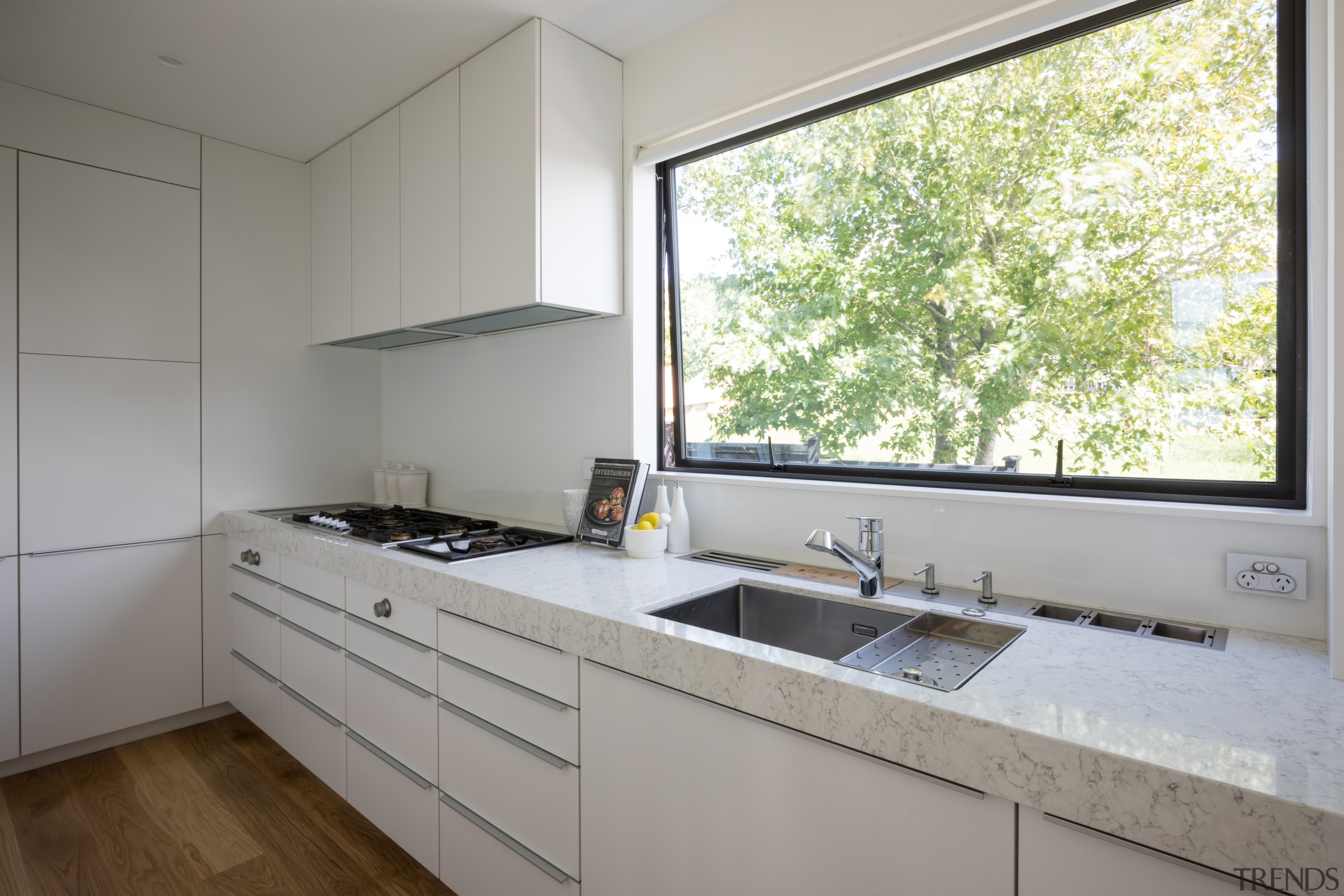 ​​​​​​​Room at the back – this modern kitchen architecture, cabinetry, countertop, scullery, storage, appliances, Poggenpohl, Akzente, Lara Farmilo