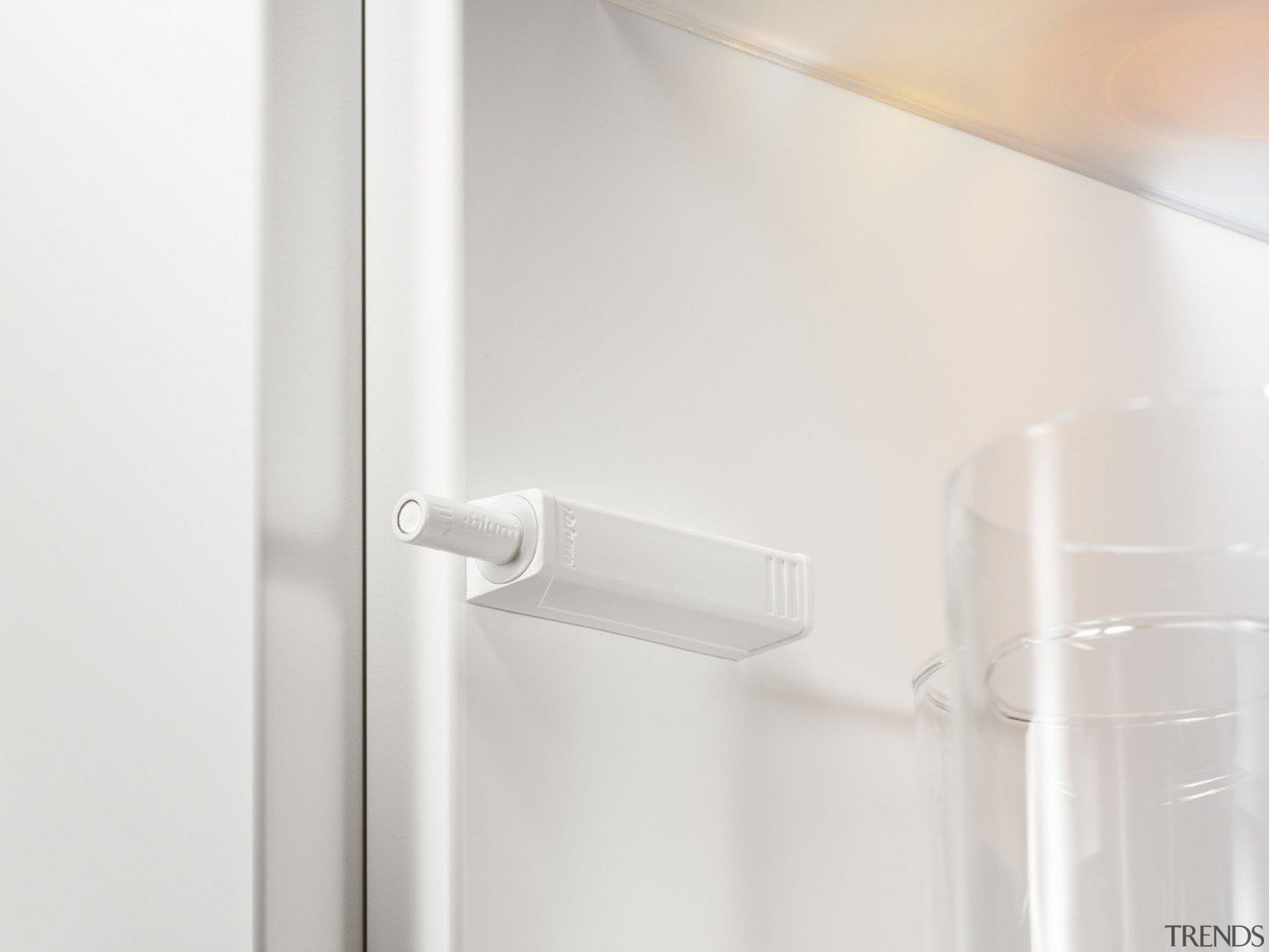 CLIP top - Hinge System - angle | angle, bathroom accessory, hinge, product design, tap, toilet seat, white