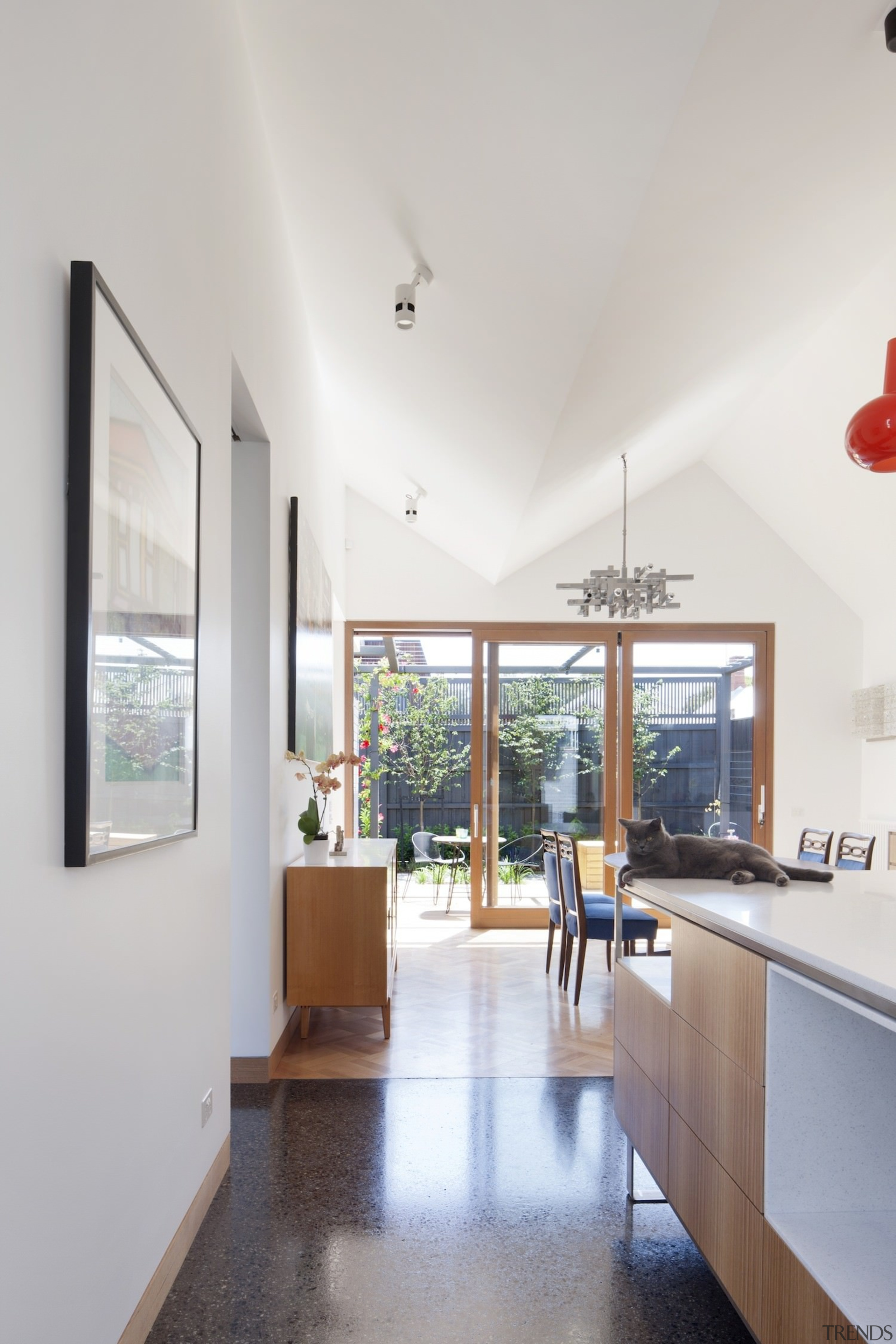 Architect: Steffen Welsch ArchitectsPhotography by Shannon McGrath apartment, architecture, ceiling, daylighting, floor, home, house, interior design, living room, property, real estate, window, white, gray