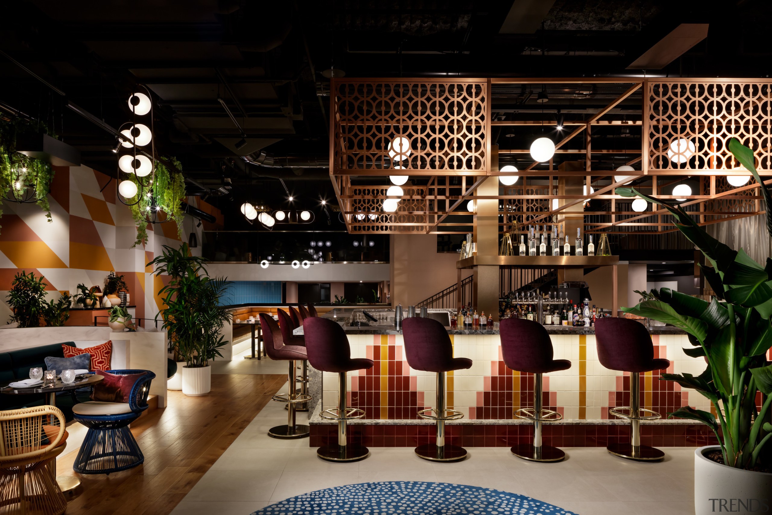 Skylight rooftop bar and restaurant – Mashrabiya-type perforated 