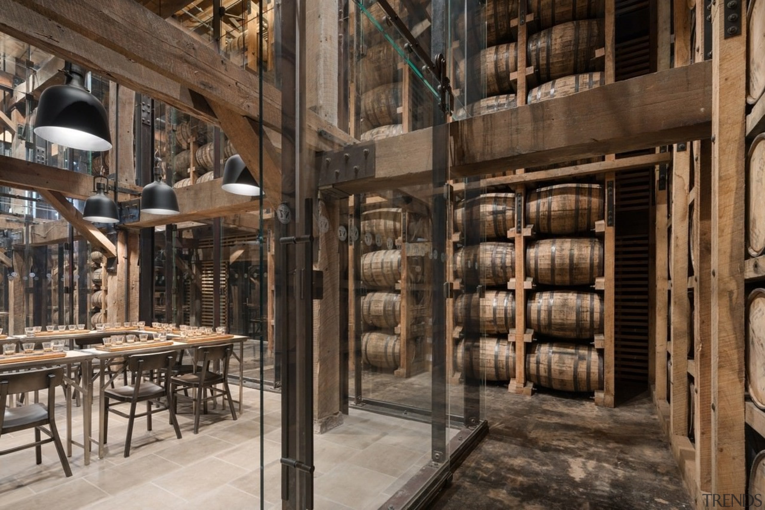 Barrel house - Barrel house - black | black, brown