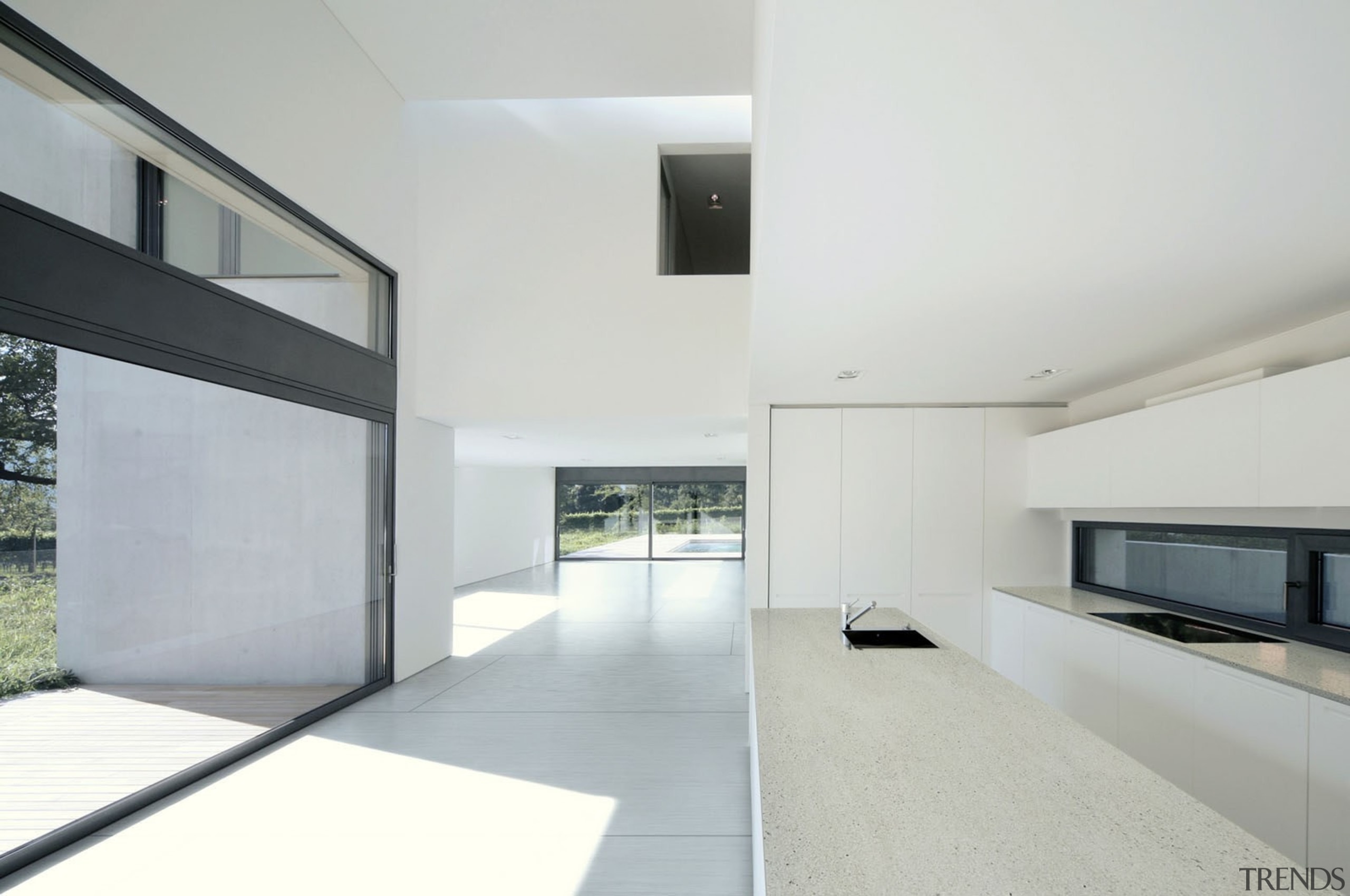 ARIANE Suelo STRATO Encimera - ARIANE Suelo STRATO architecture, daylighting, estate, floor, house, interior design, property, real estate, window, white, gray