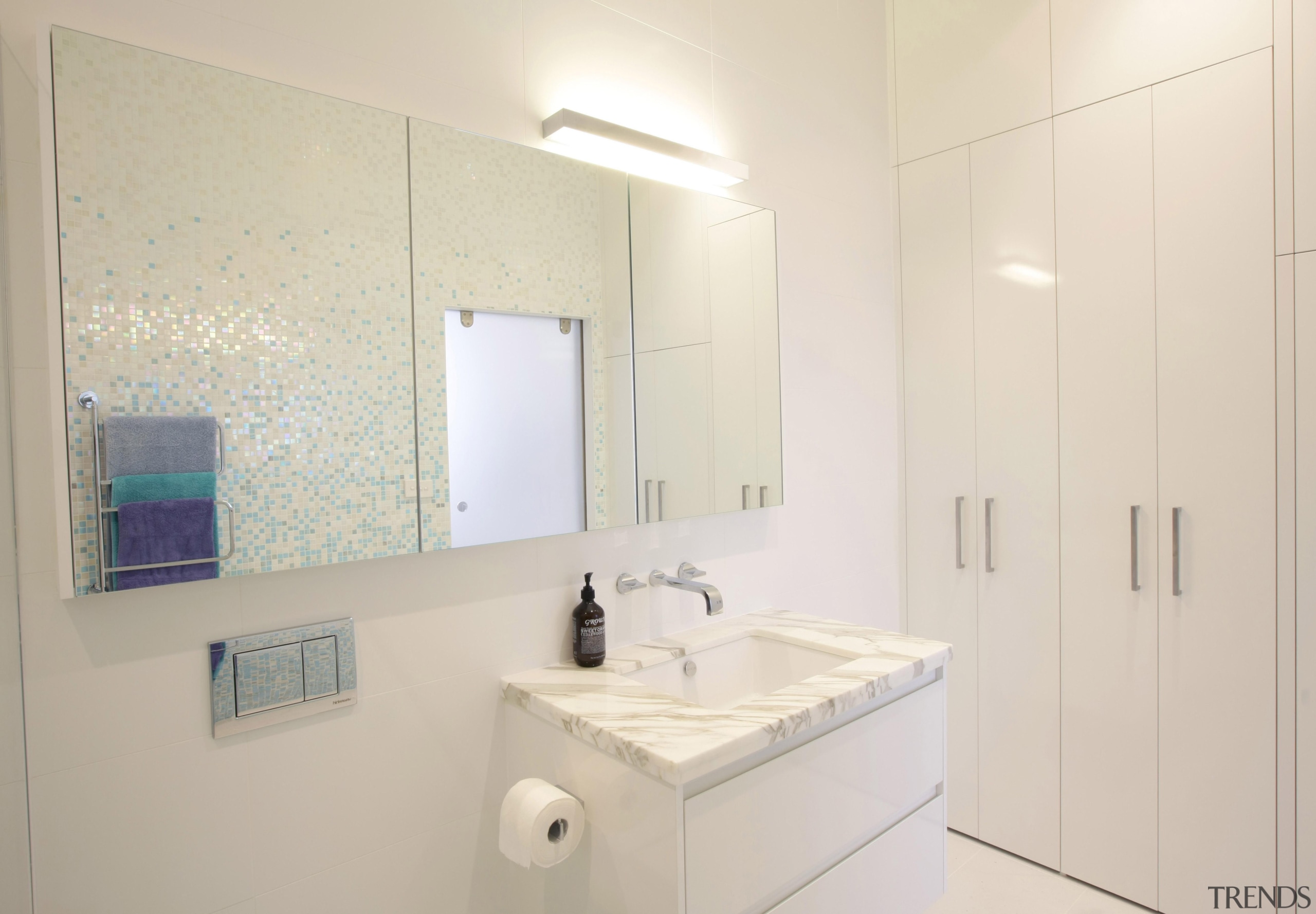 vicbathsmarterbathroomskitchens5.jpg - vicbathsmarterbathroomskitchens5.jpg - bathroom | bathroom accessory bathroom, bathroom accessory, bathroom cabinet, home, interior design, property, real estate, room, sink, gray