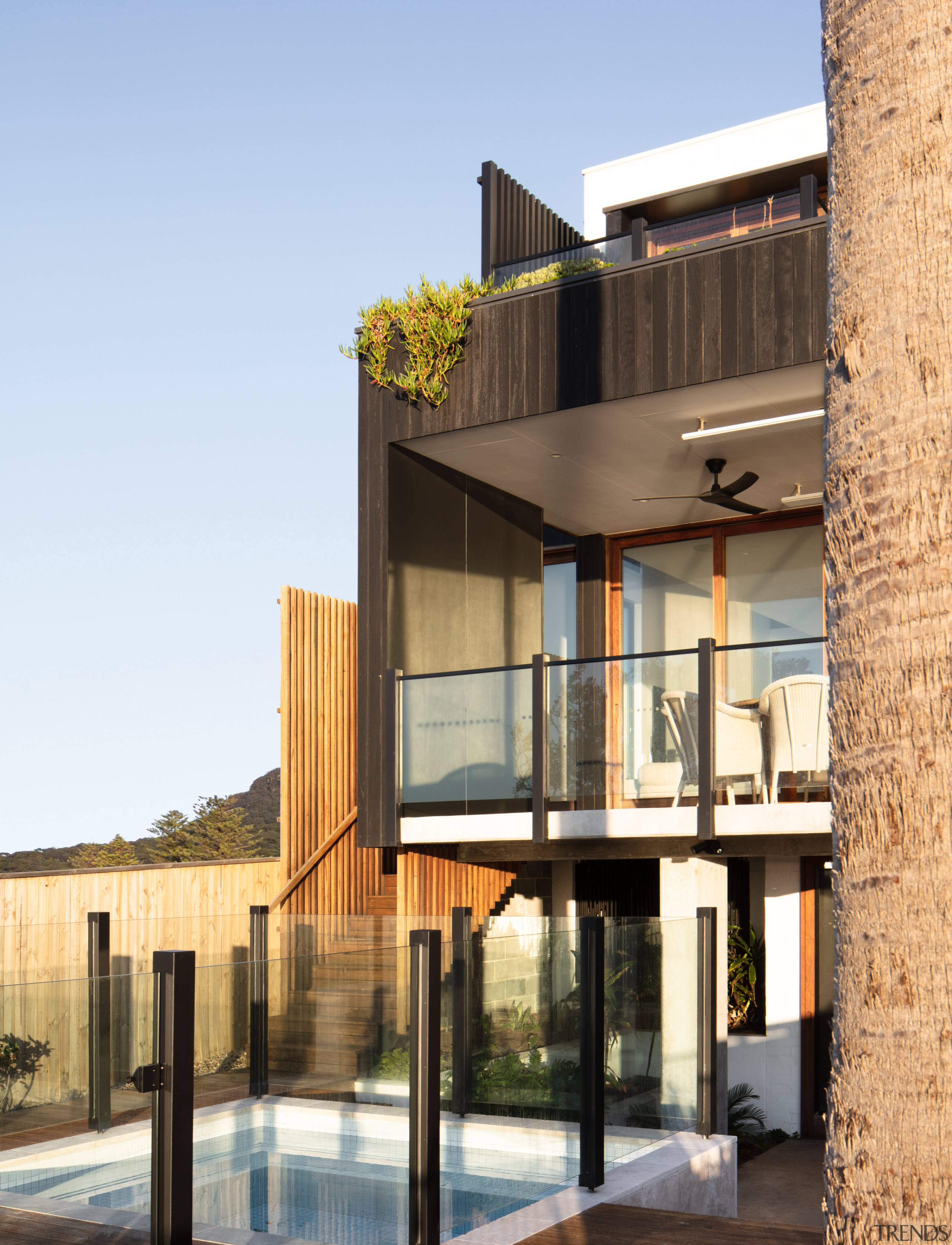 Pool and sea facing rear facade. - Soaking 