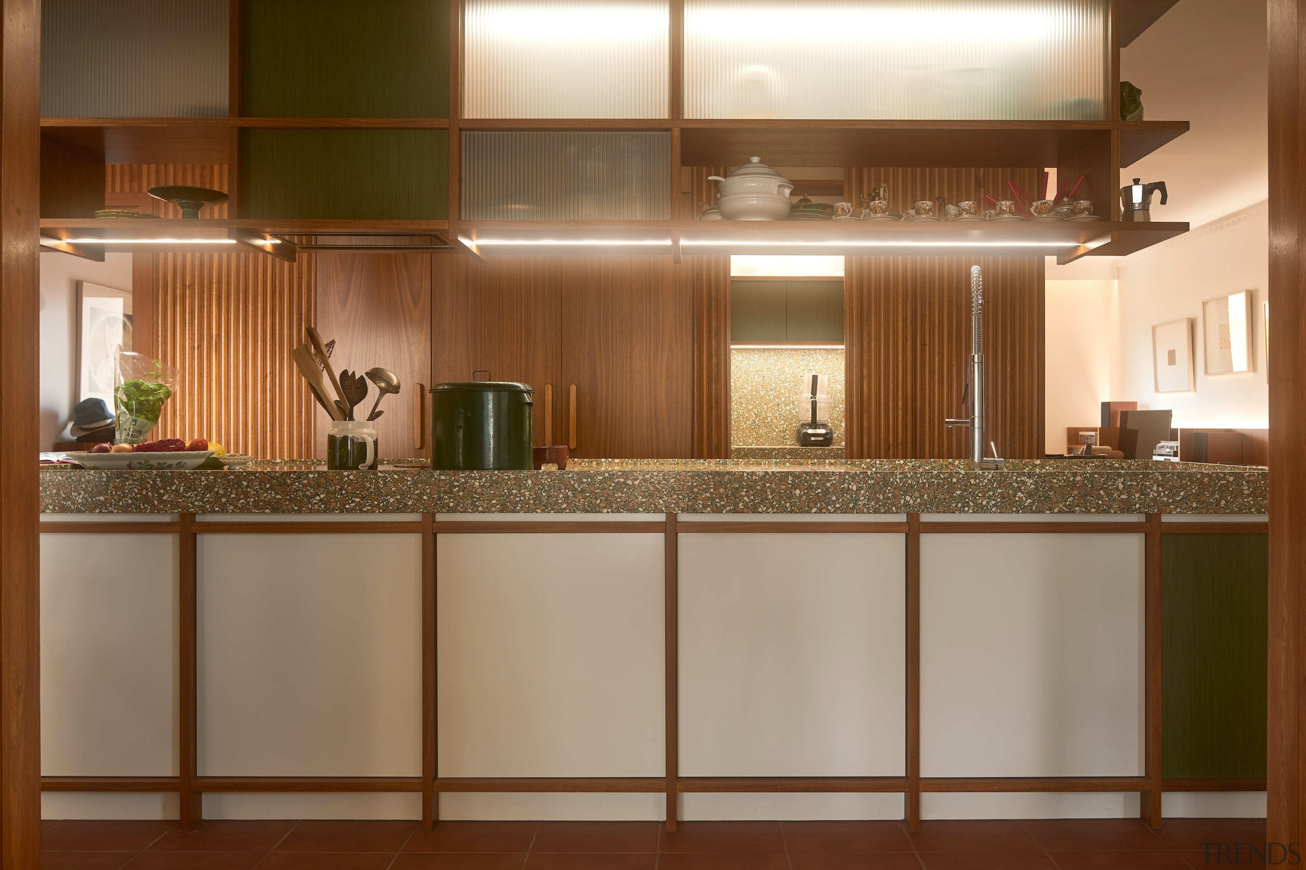 A central island bench was introduced as the 