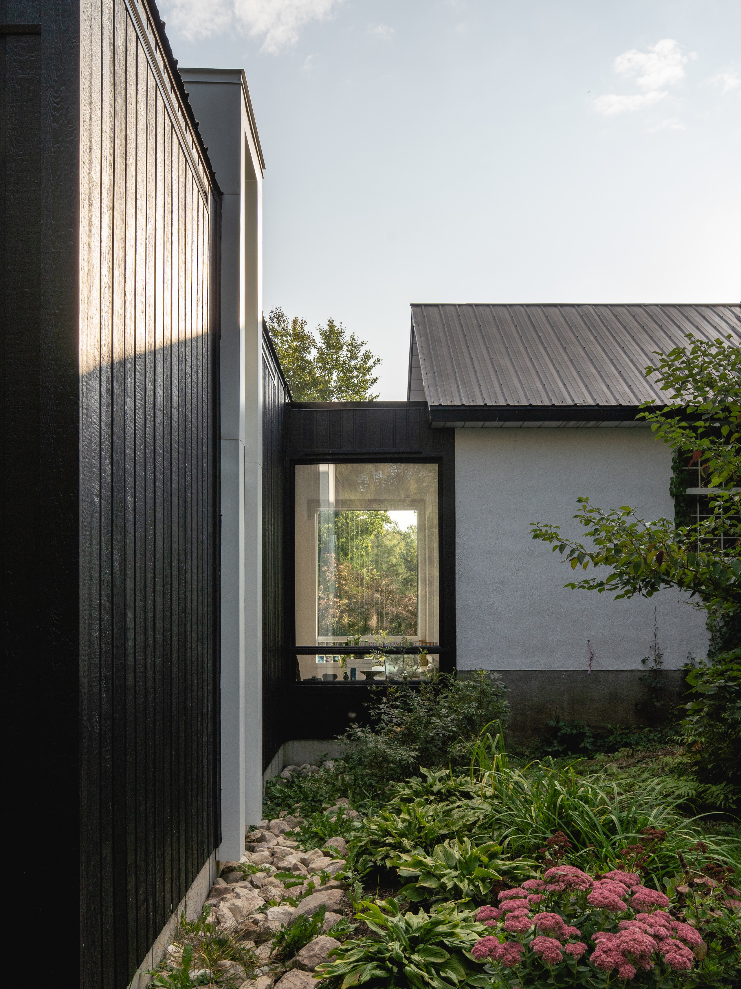 Well connected – an all-glass space connects to 