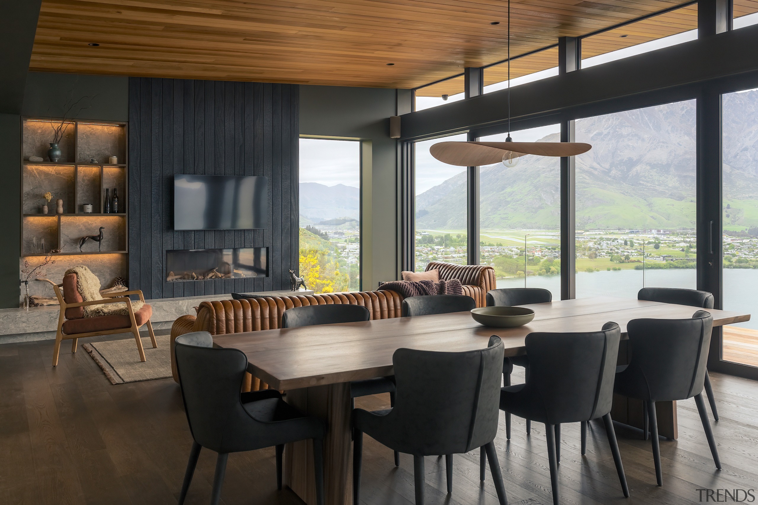 The beauty and calming nature of wood continues 