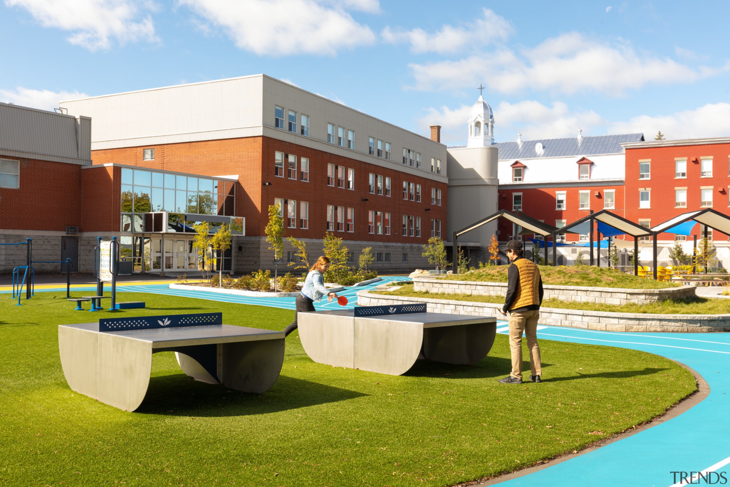 The entertainment zone – built-in ping pong tables 