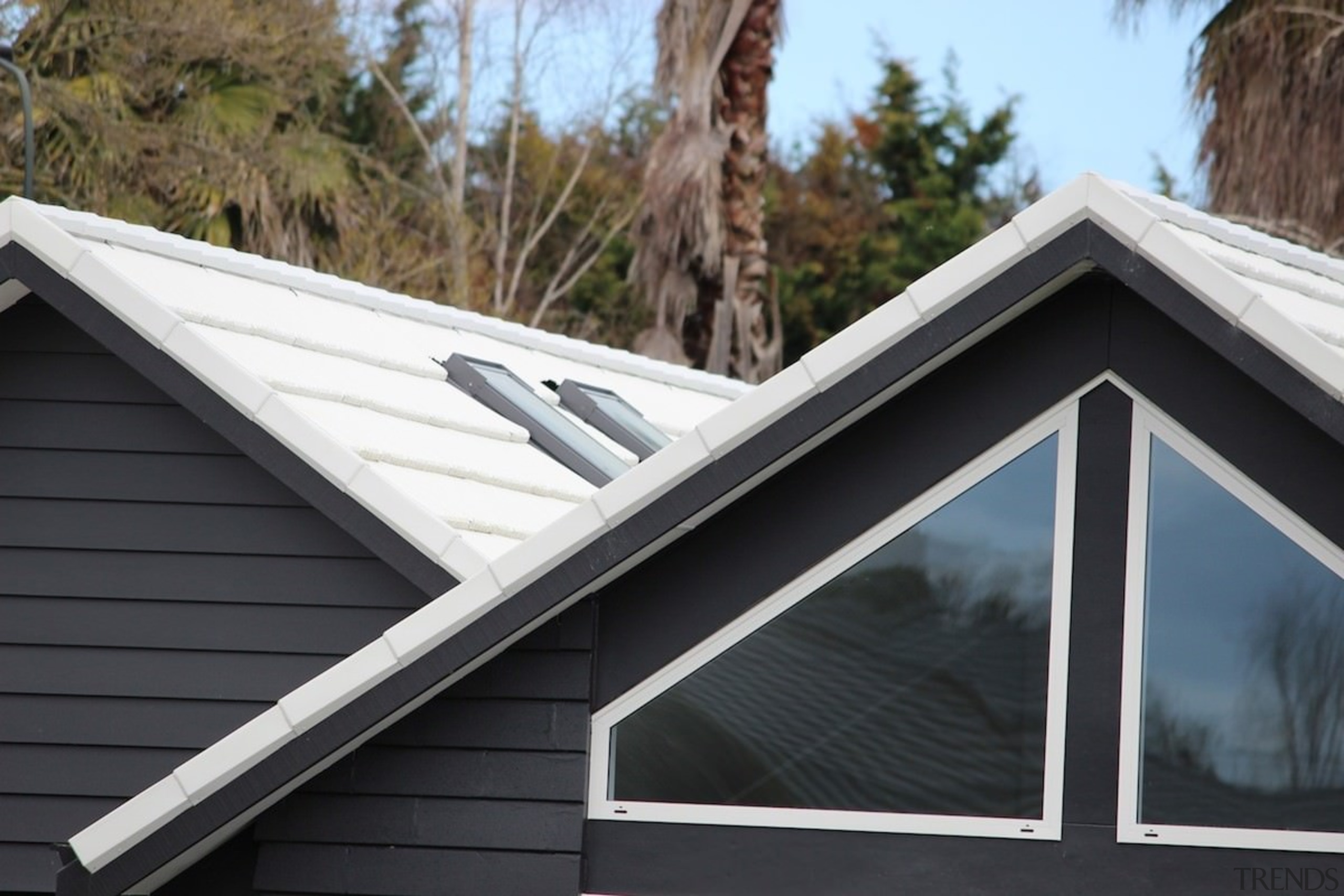 Metrotile metal panels - Metrotile metal panels - daylighting, facade, house, outdoor structure, roof, siding, window, black