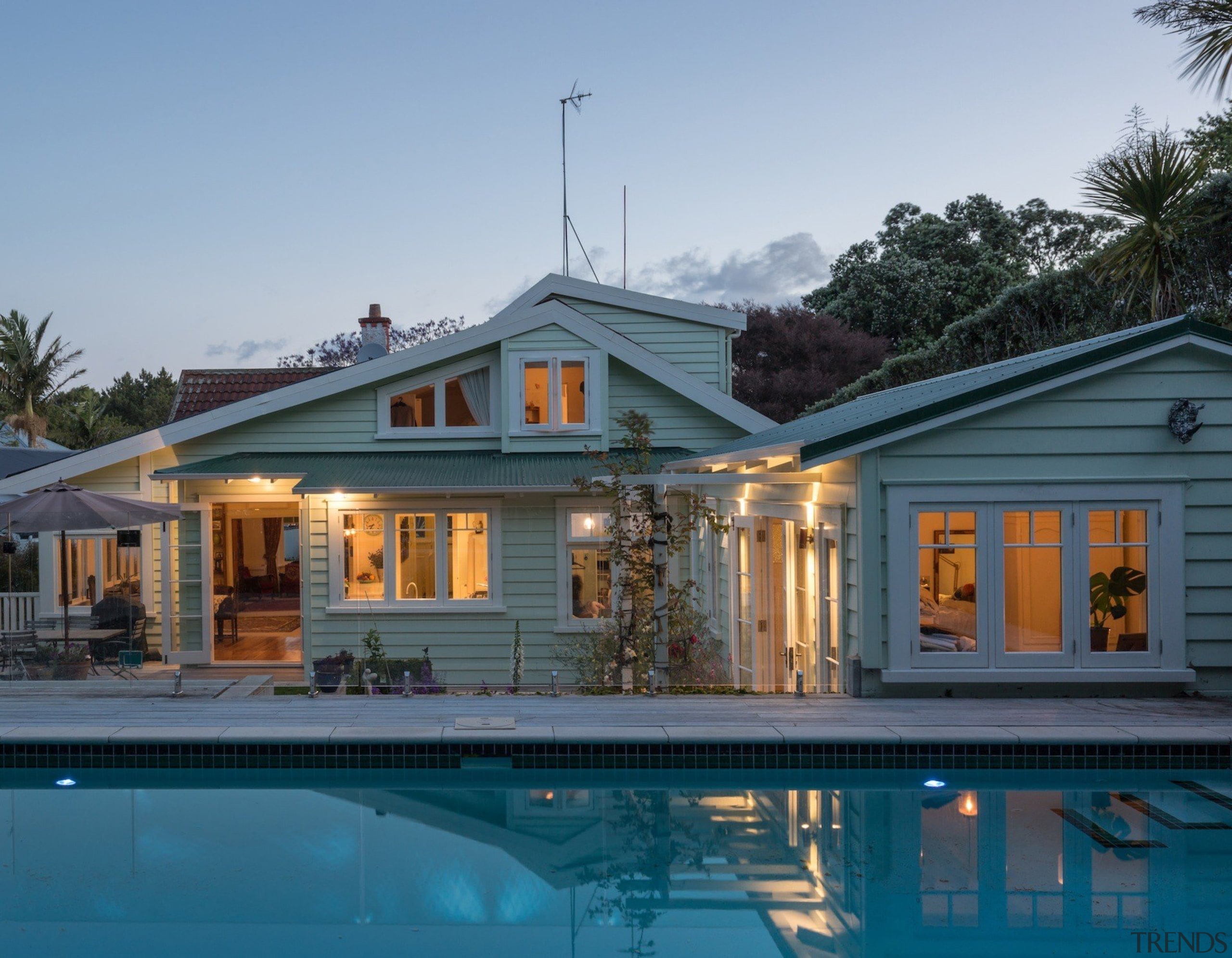 Architecture Smith + Scully cottage, estate, facade, farmhouse, home, house, mansion, property, real estate, reflection, roof, siding, swimming pool, villa, window, teal, gray