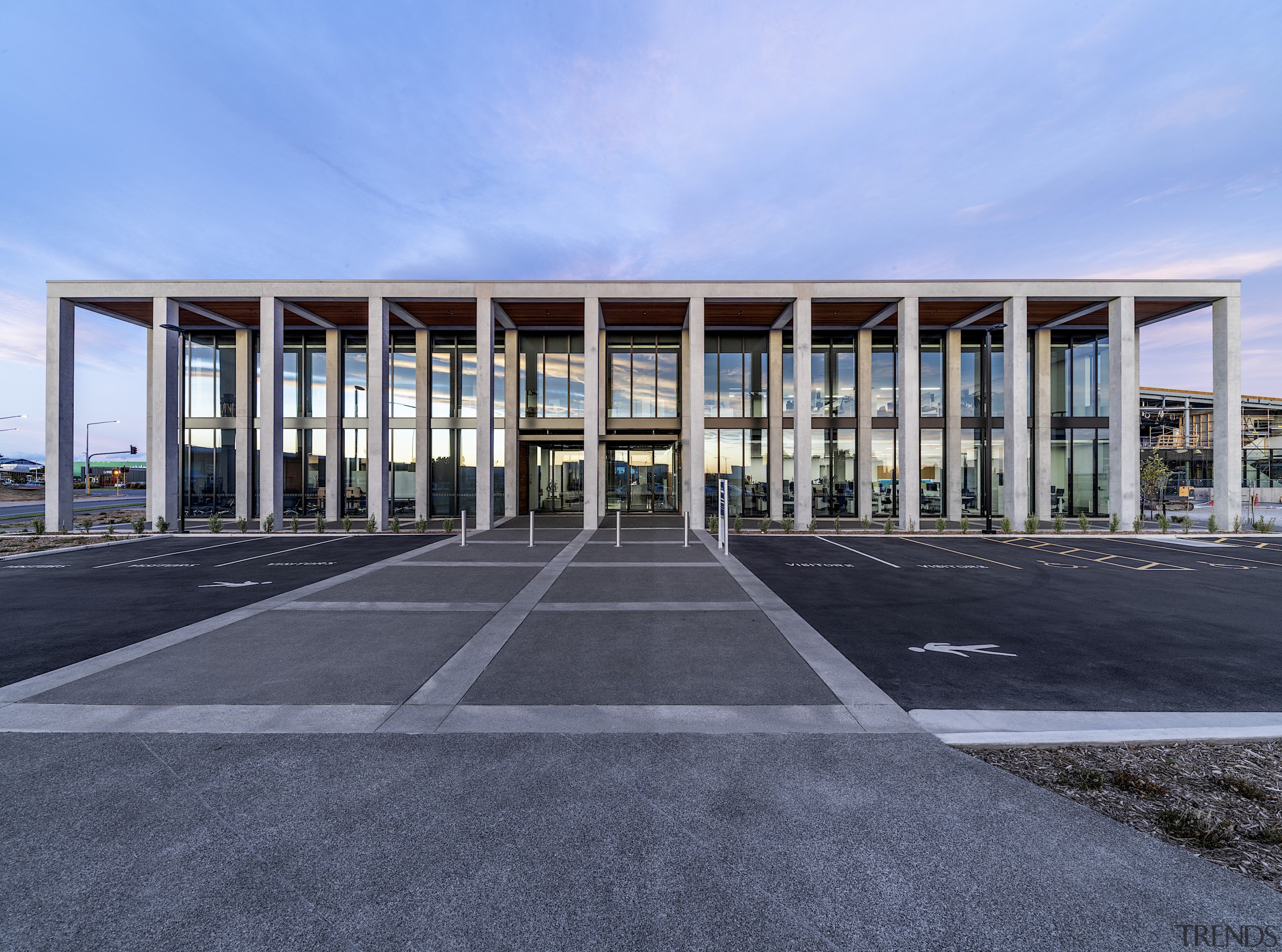 Tall colonnades in precast concrete create a dramatic 