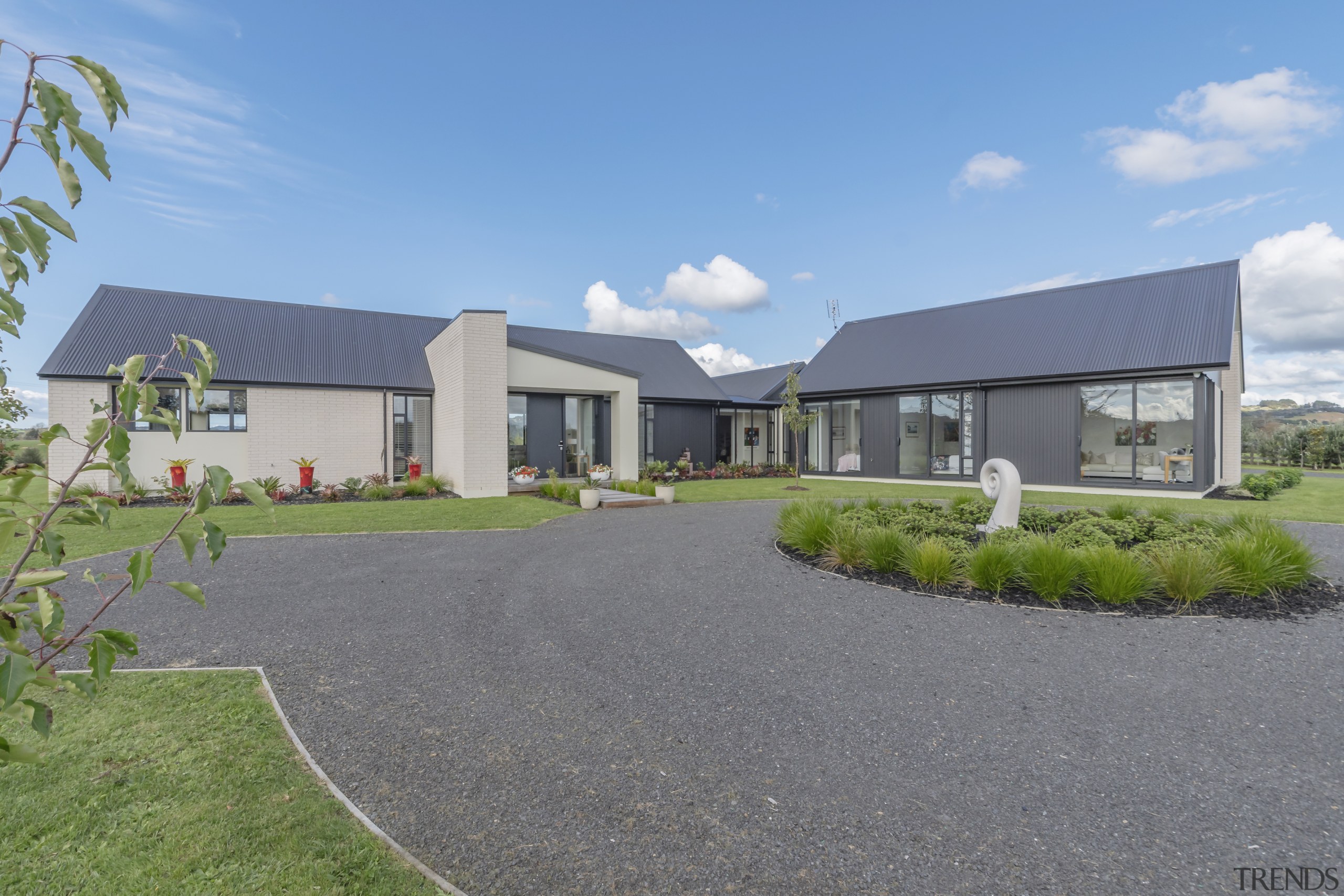 Turn around area. - Country life - 