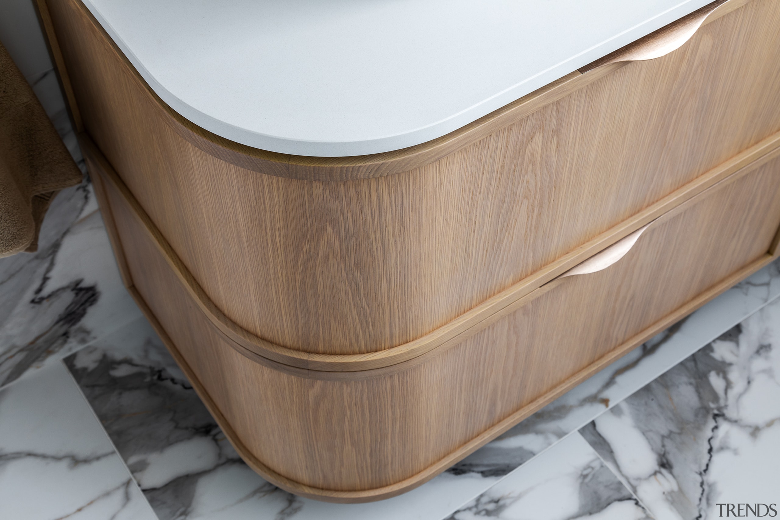 Vanity detail. - Bespoke and family friendly - 