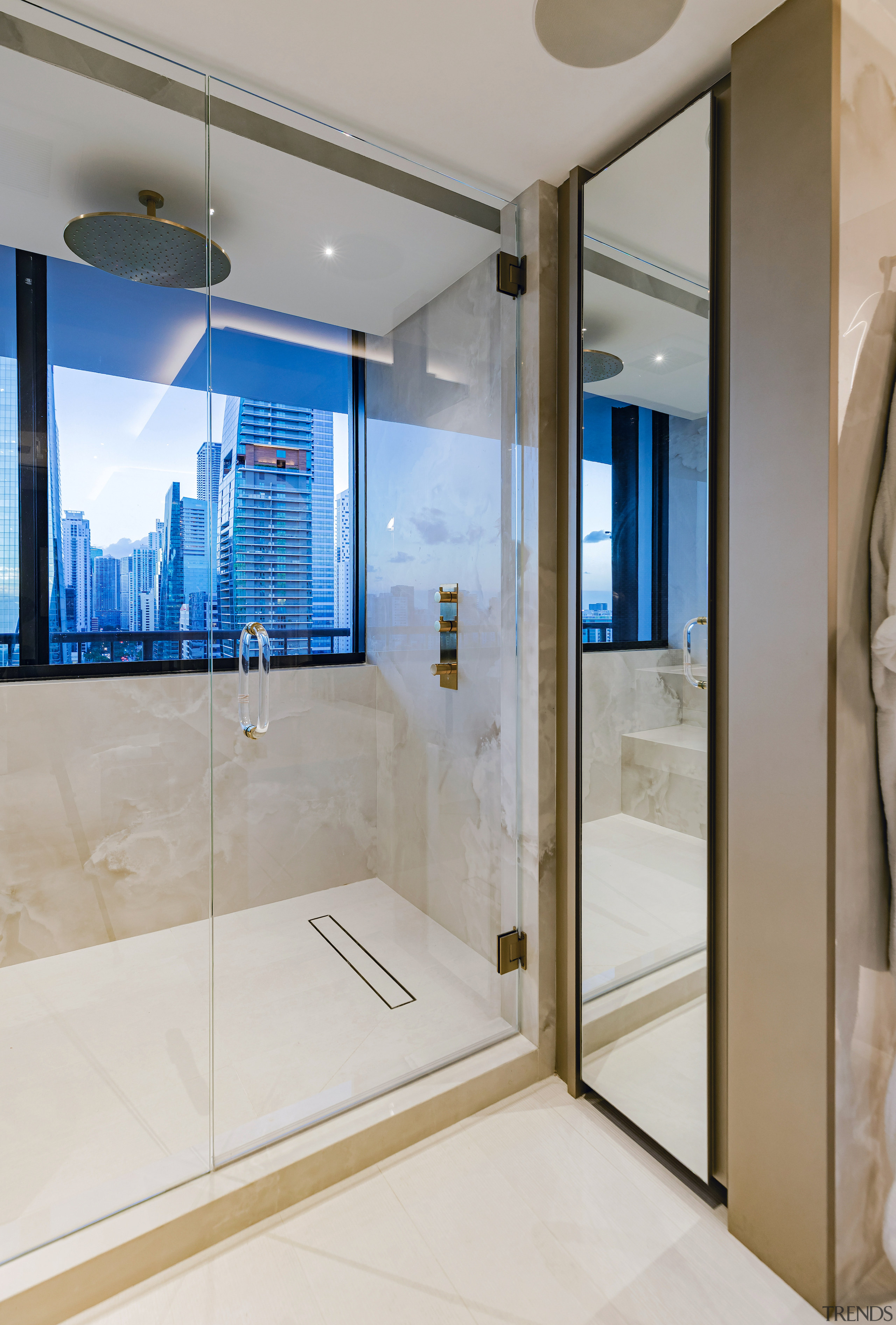 Shower stall with city views. - Automated for 