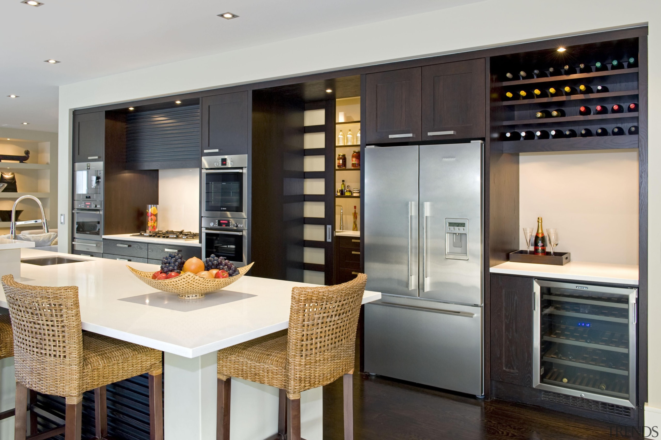 031 bale 13 - Bale 13 - countertop countertop, home appliance, interior design, kitchen, white, black