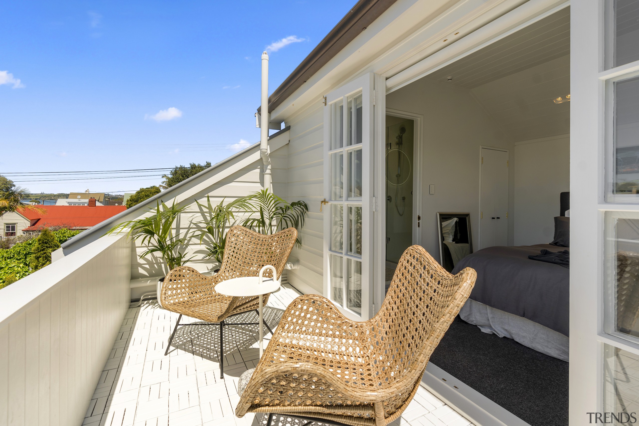 The master suite's private deck. - Contemporary balances 