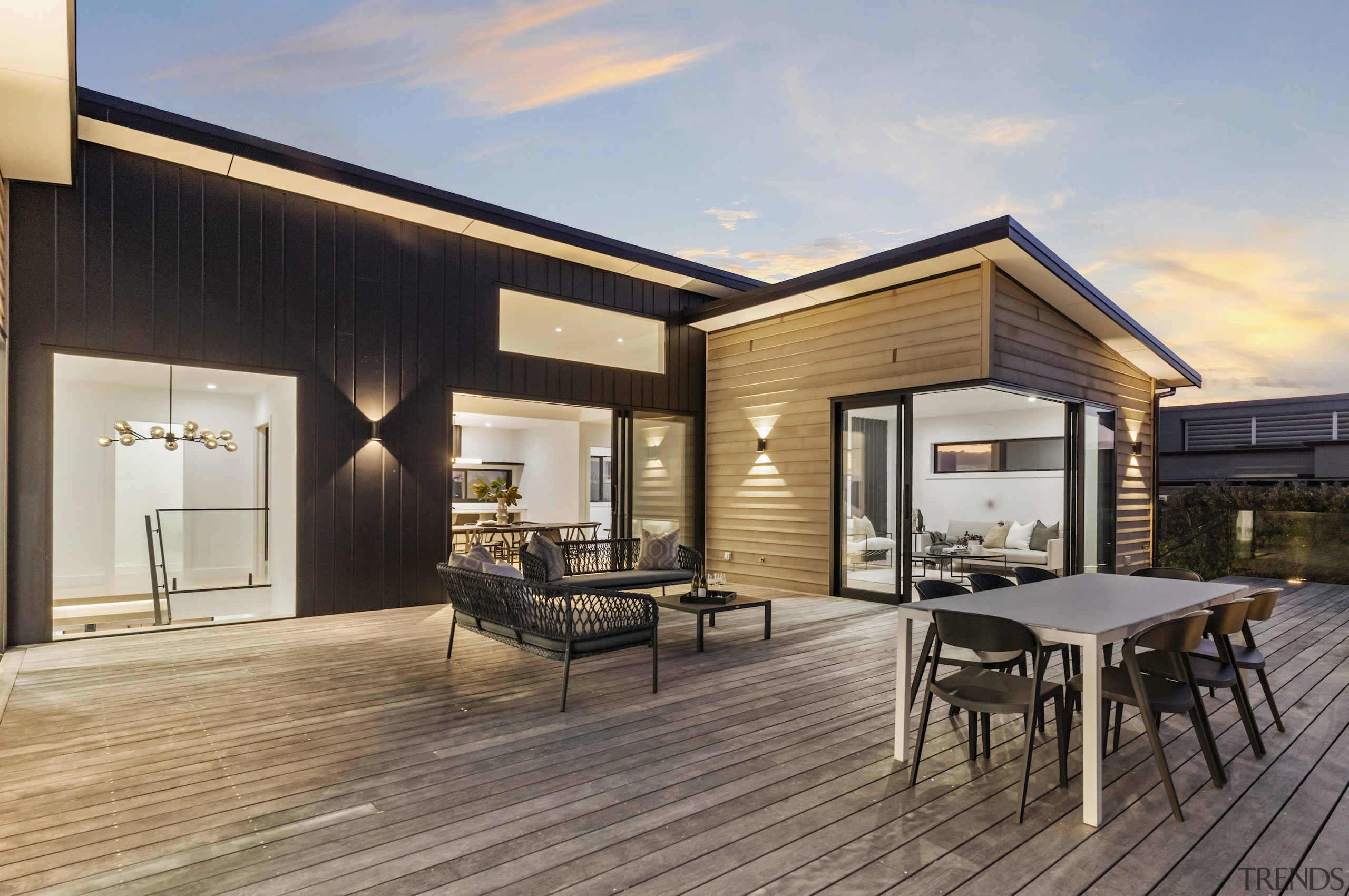 Looking into the living spaces from the ocean 