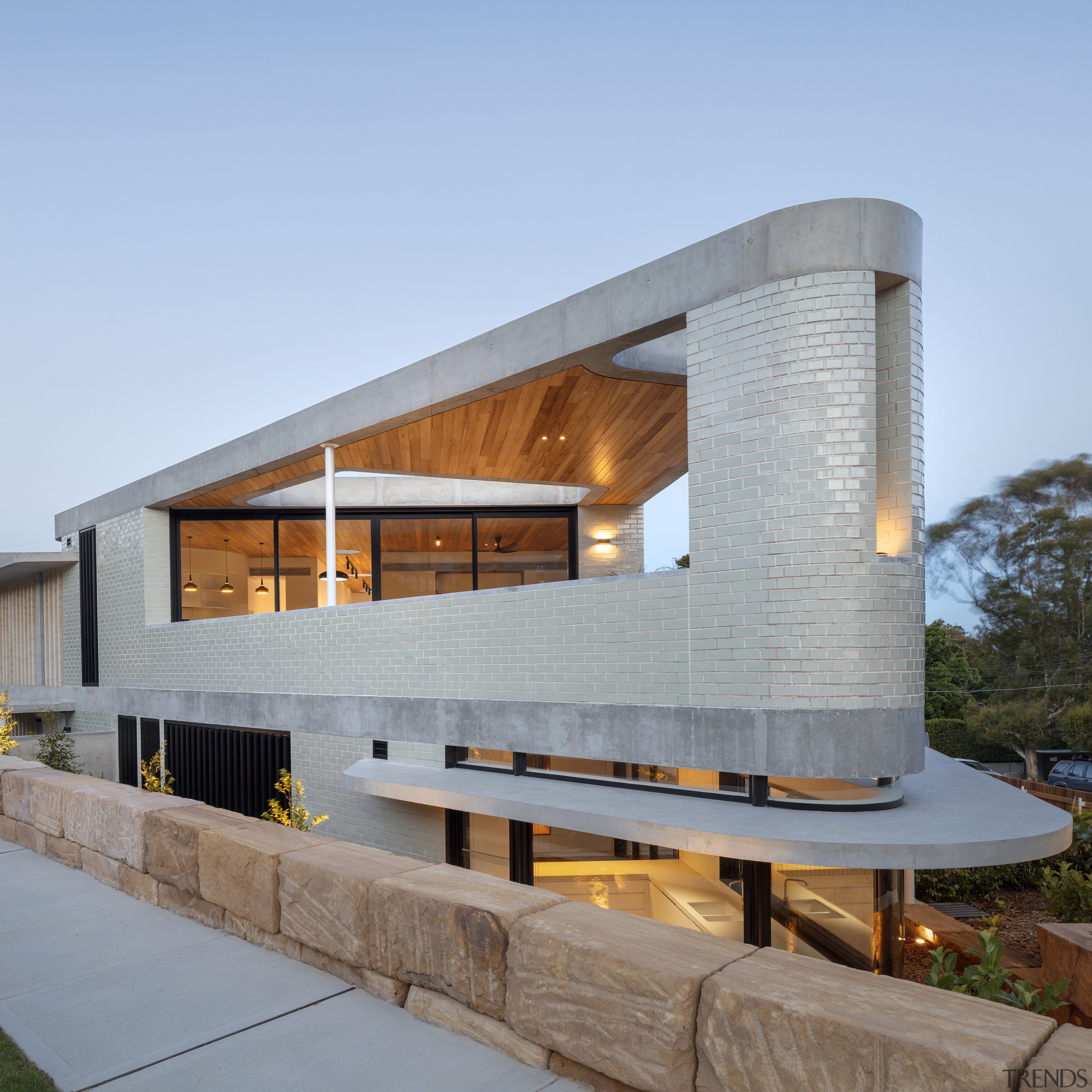 The open-to-the-sky lobby. - Sculptural and site specific 