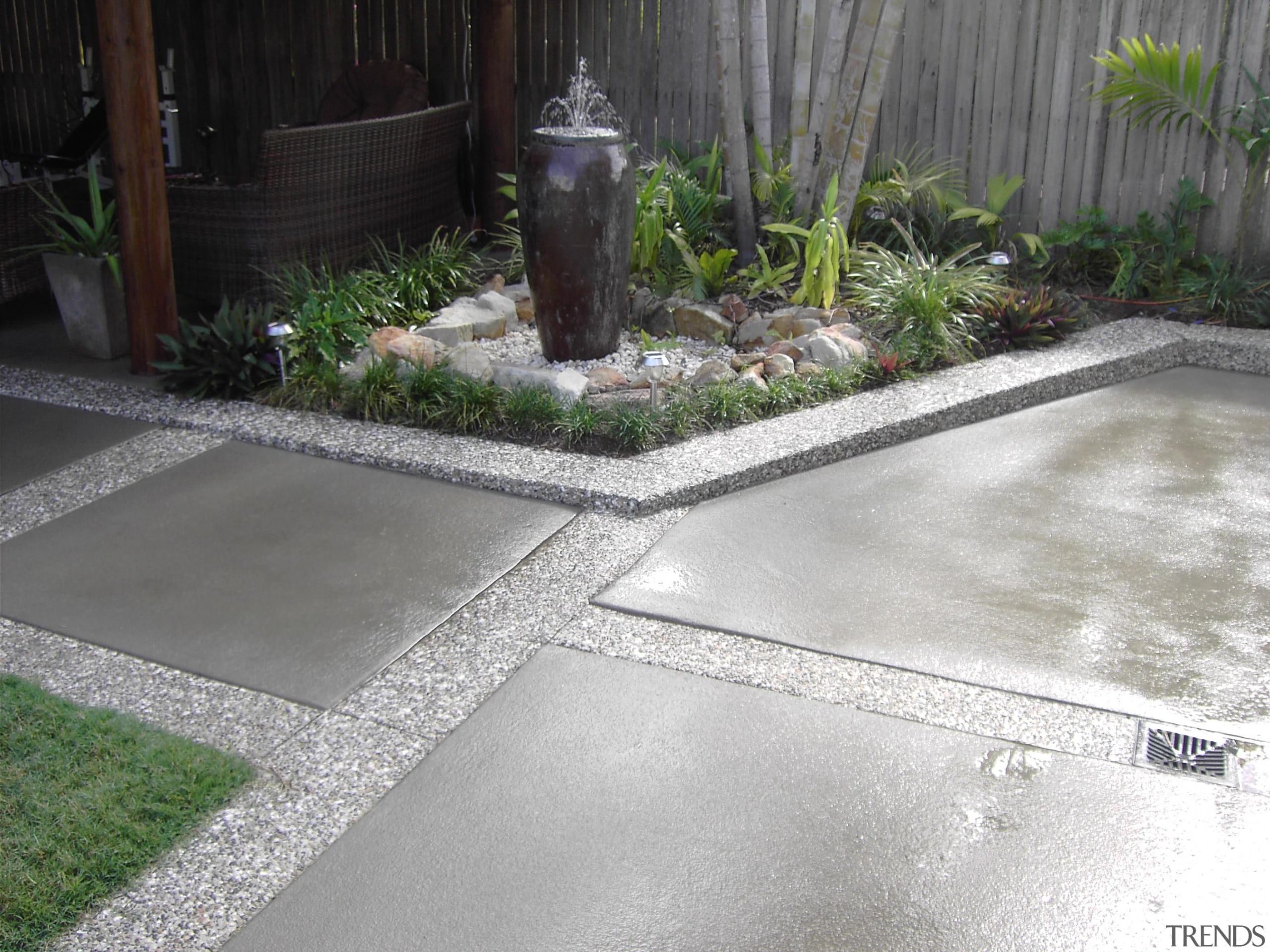 Colourmix 44 - Colourmix_44 - backyard | courtyard backyard, courtyard, garden, grass, landscaping, road surface, walkway, yard, gray, white