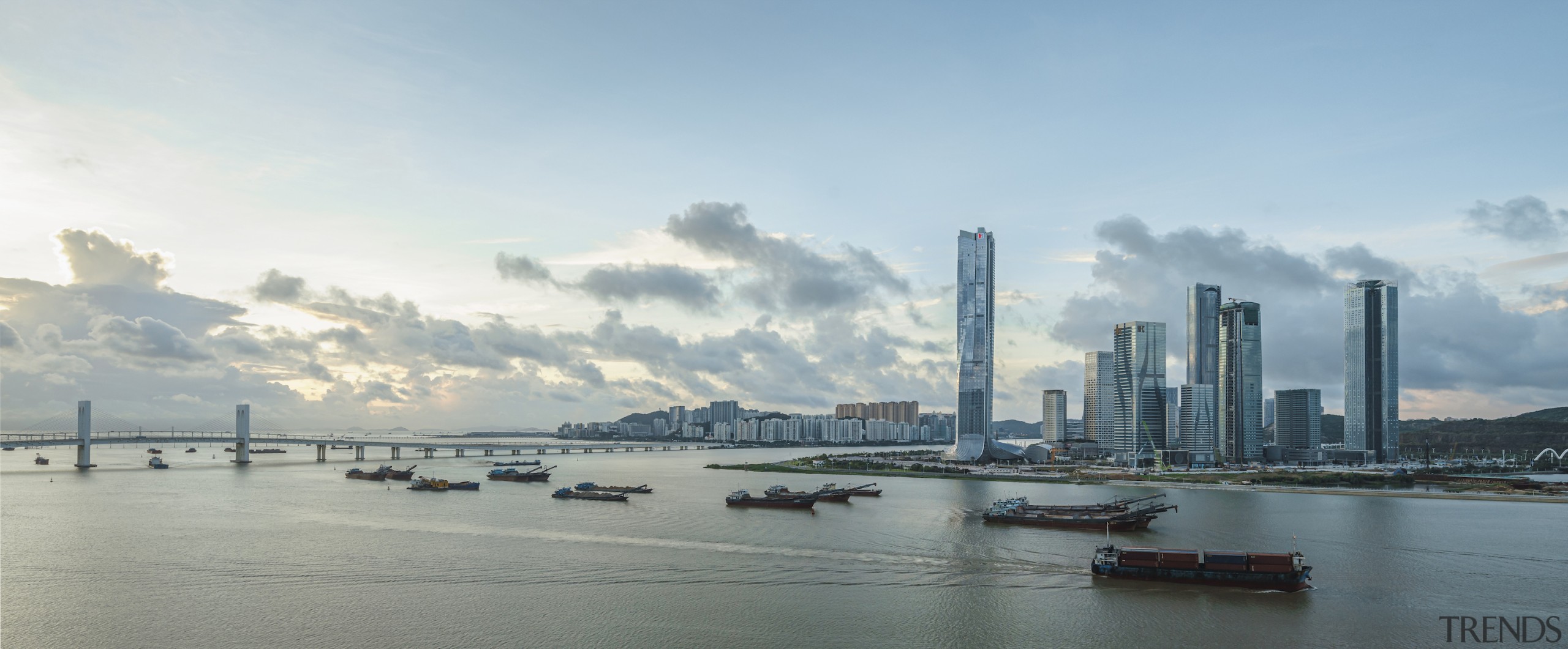 Aedas-designed Hengqin International Financial Center (IFC) stands 339m 