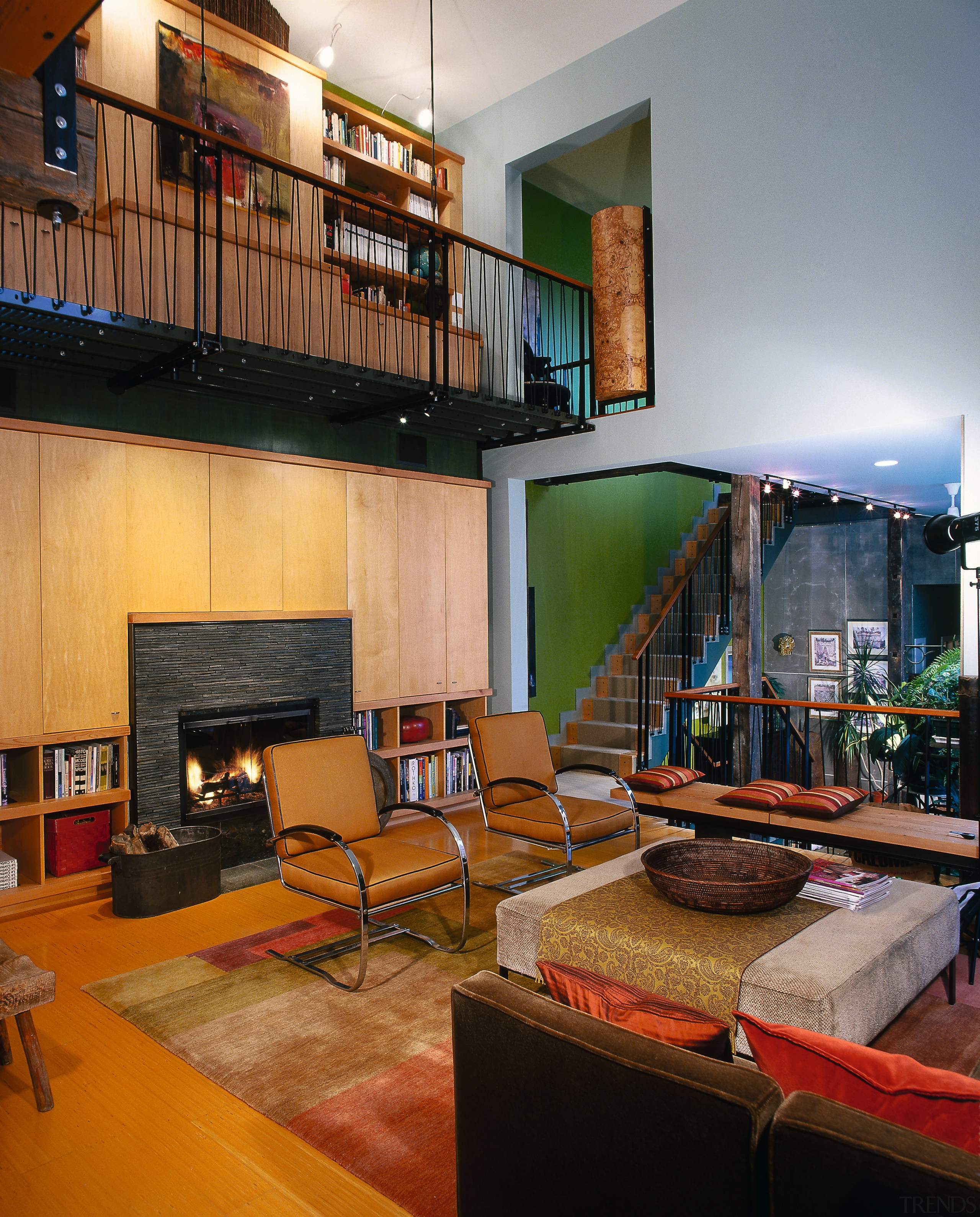 View of the living area, wooden flooring, large interior design, living room, loft, room, table, brown