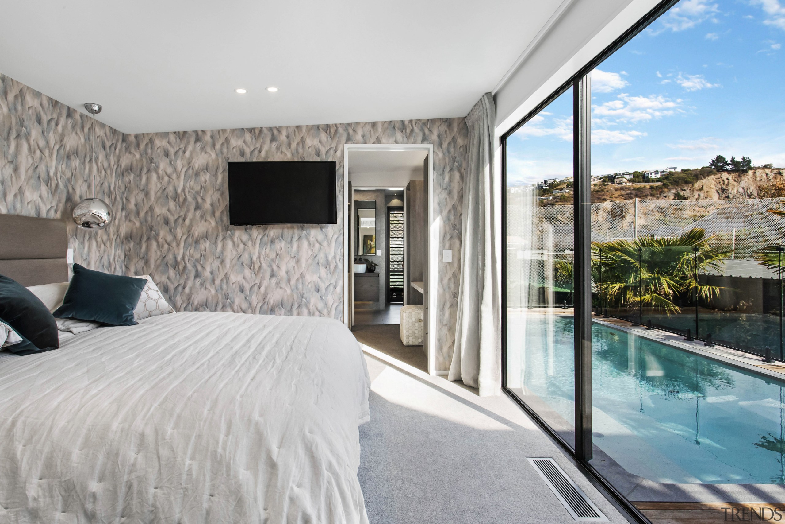 Warm, healthy and a pleasure under foot – 