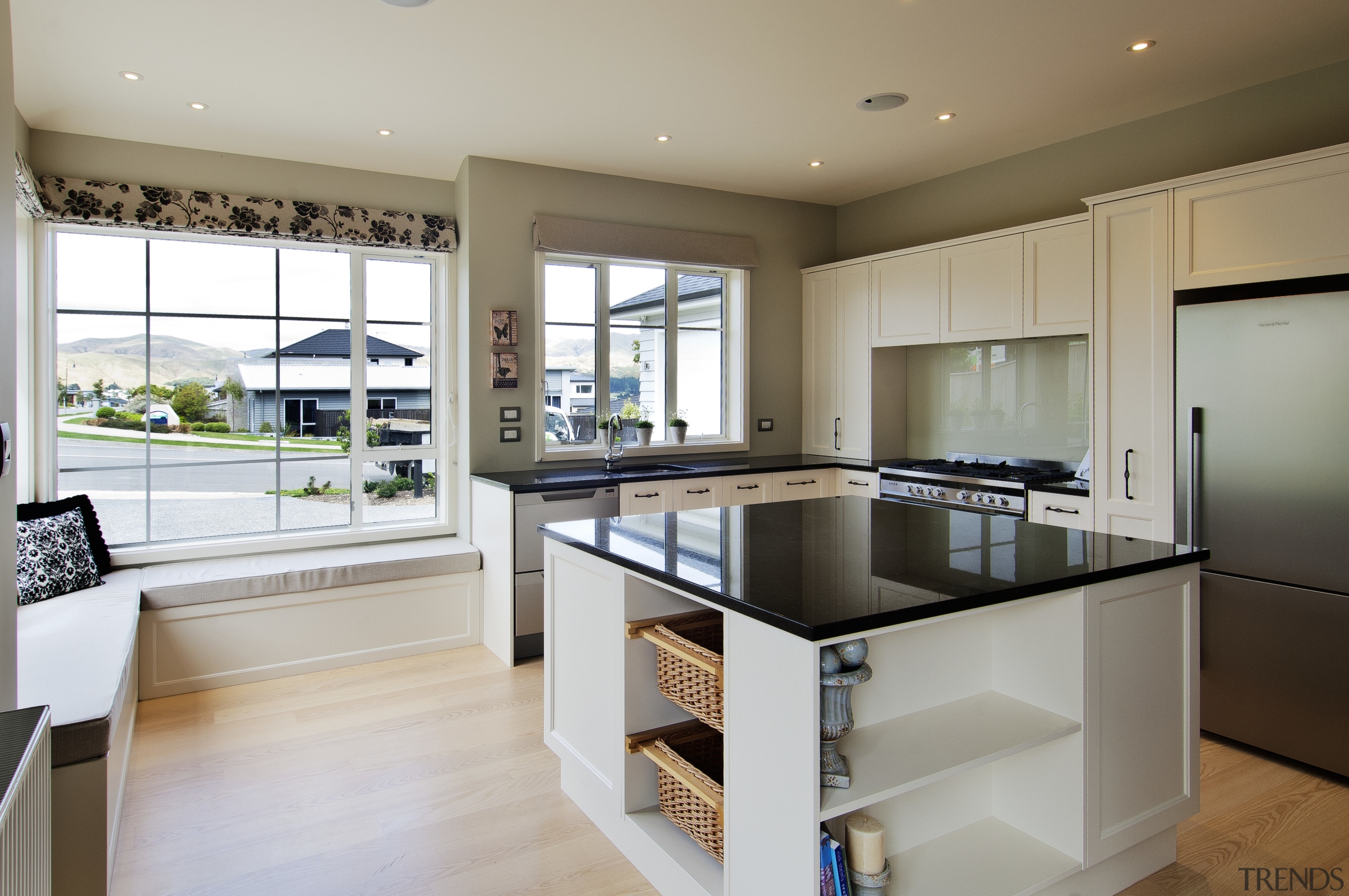 white minimalist kitchen with island, black benchtops countertop, cuisine classique, interior design, kitchen, real estate, room, gray, brown